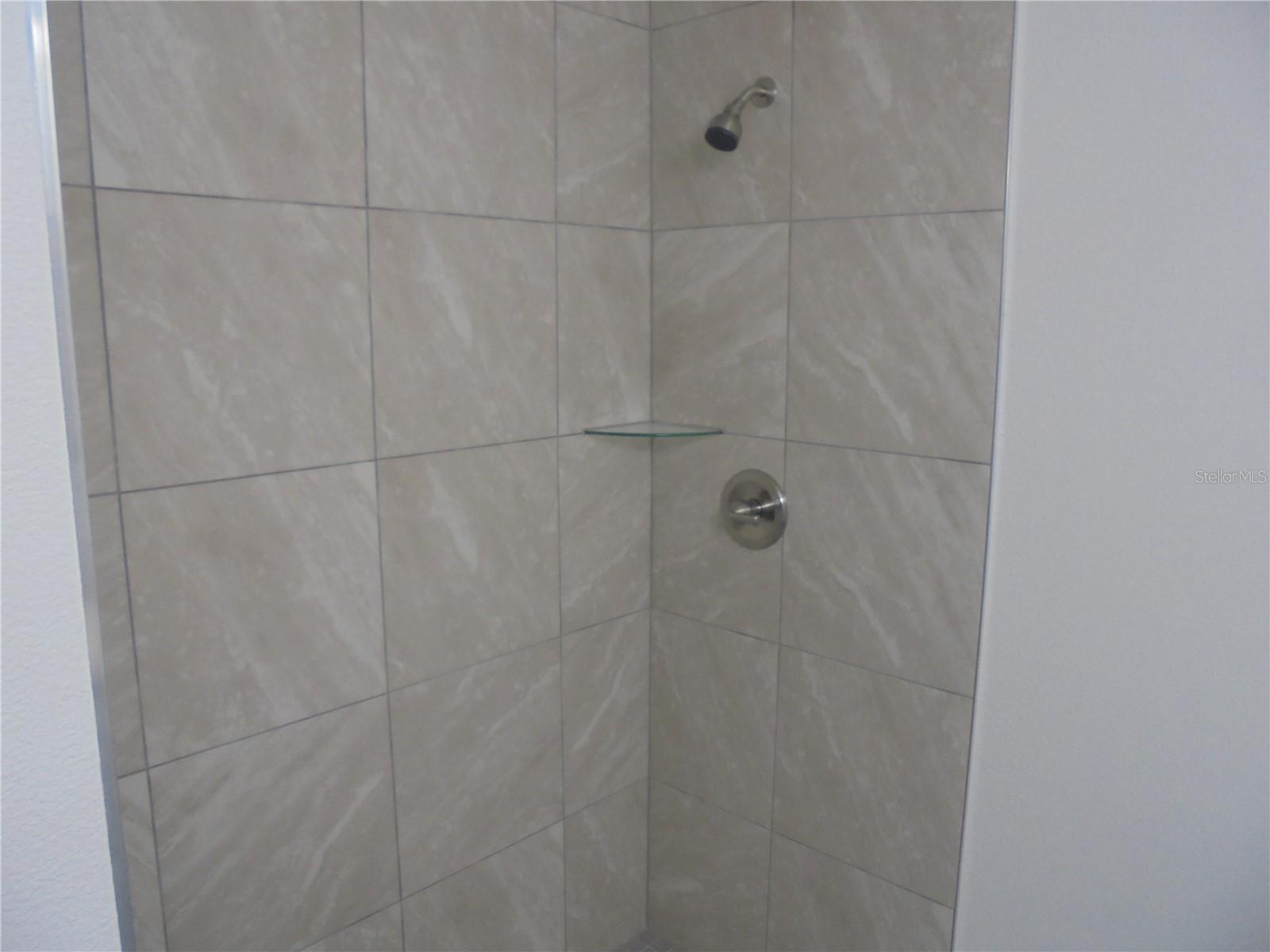 340 Emerald Rd Property Photo 24