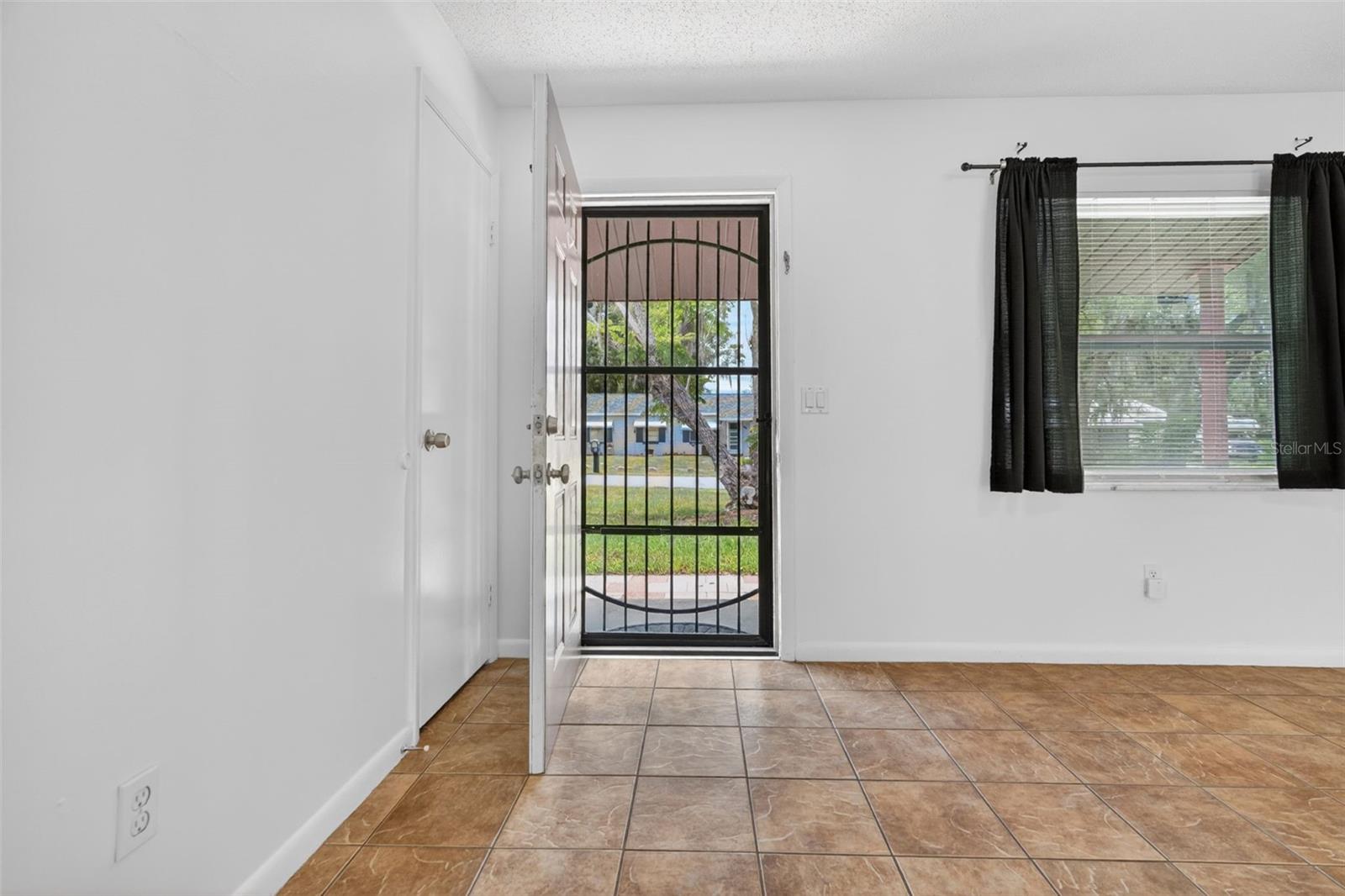 2319 S Tennyson Pt Property Photo 11
