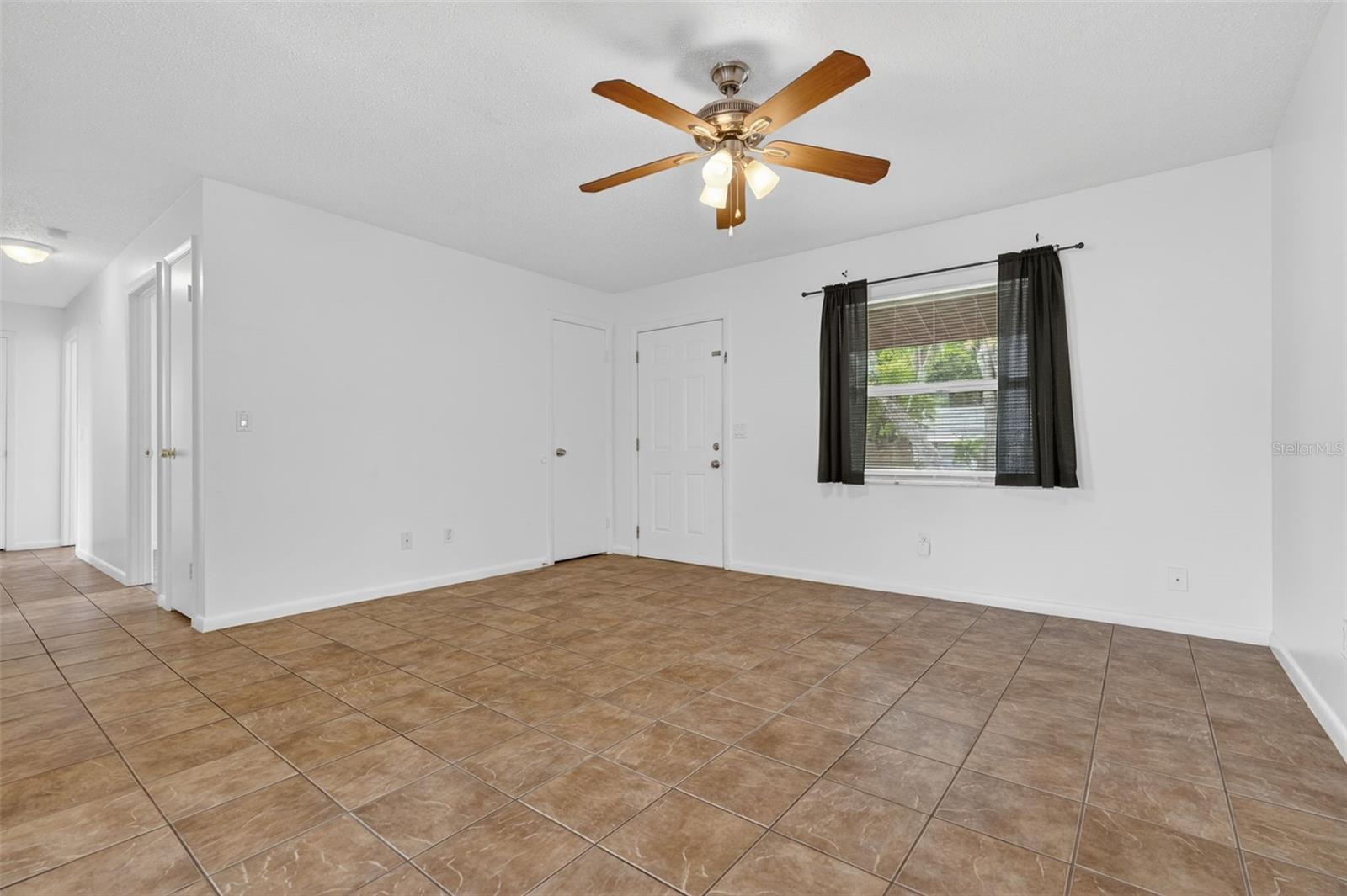 2319 S Tennyson Pt Property Photo 13