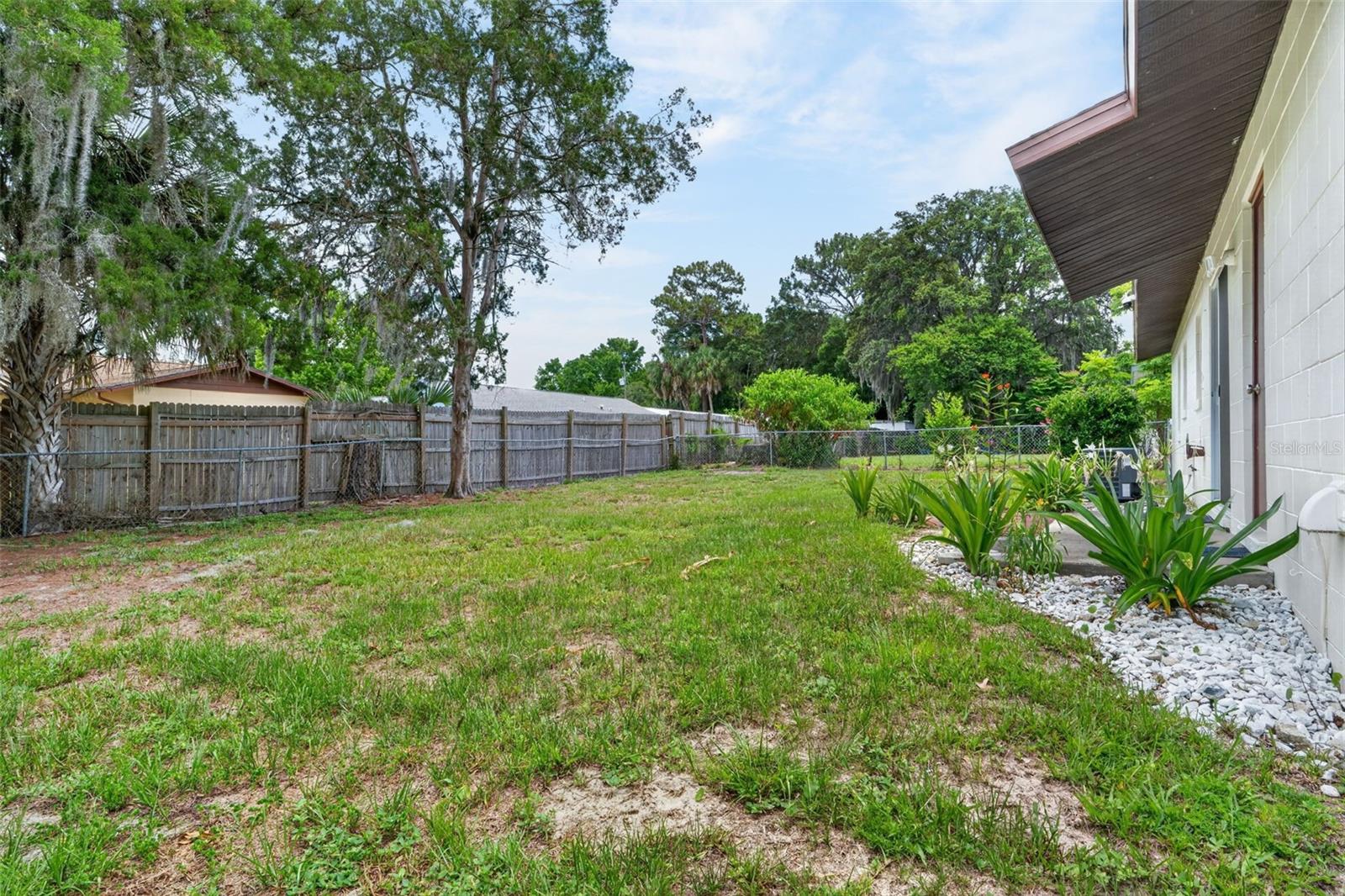 2319 S Tennyson Pt Property Photo 25