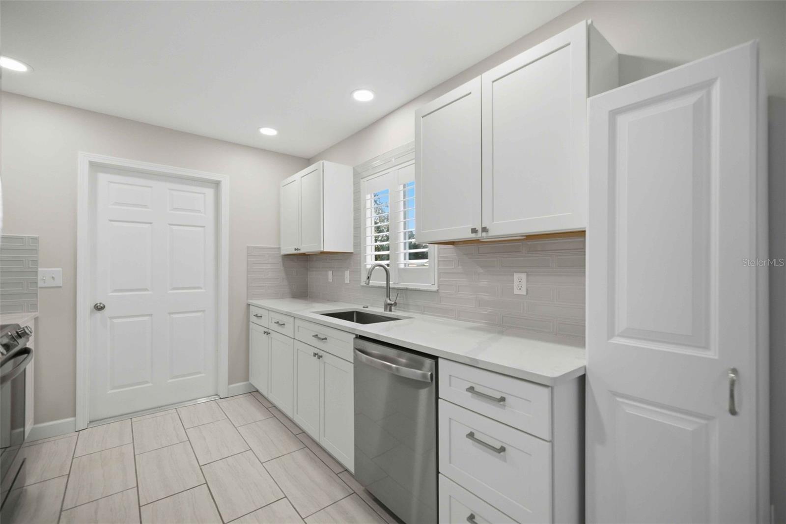 6274 Sw 106th Pl Property Photo 11
