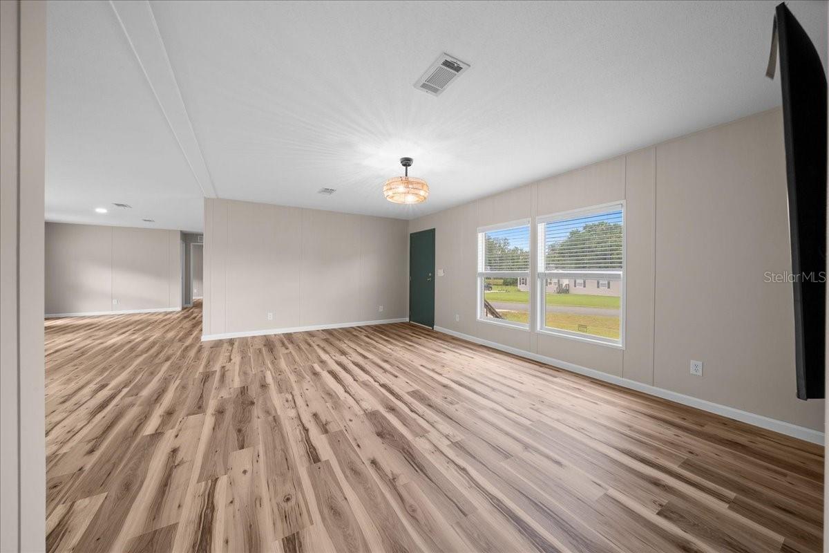 38 Se 70th Cir Property Photo 8
