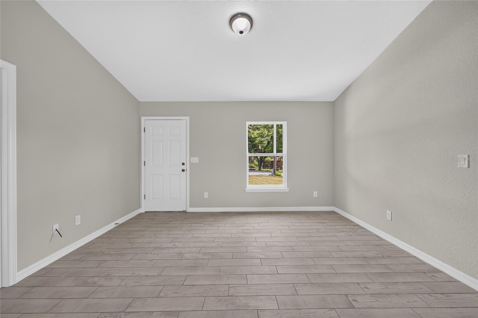 8 Oak Circle Trce Property Photo 15