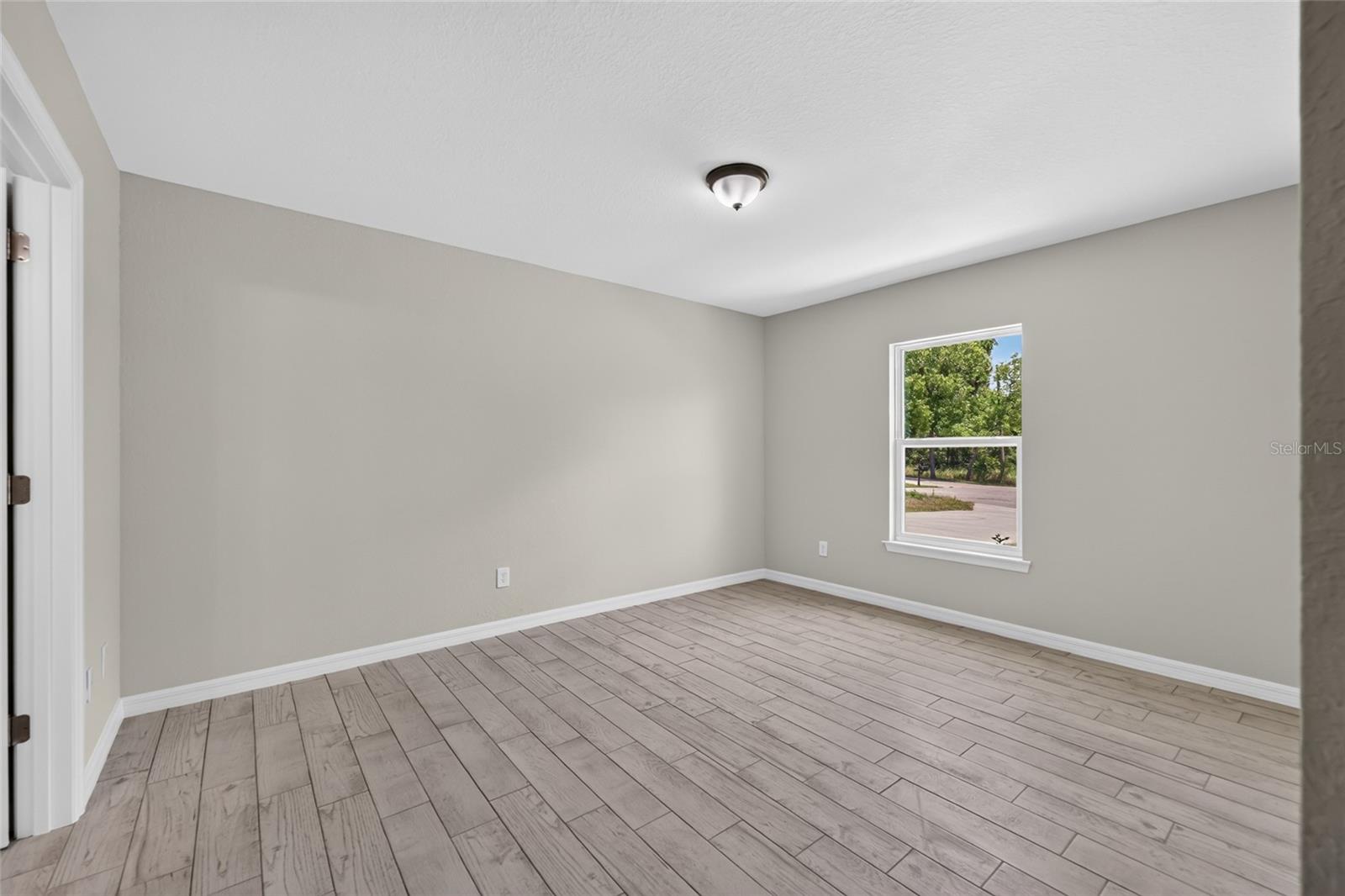 8 Oak Circle Trce Property Photo 24