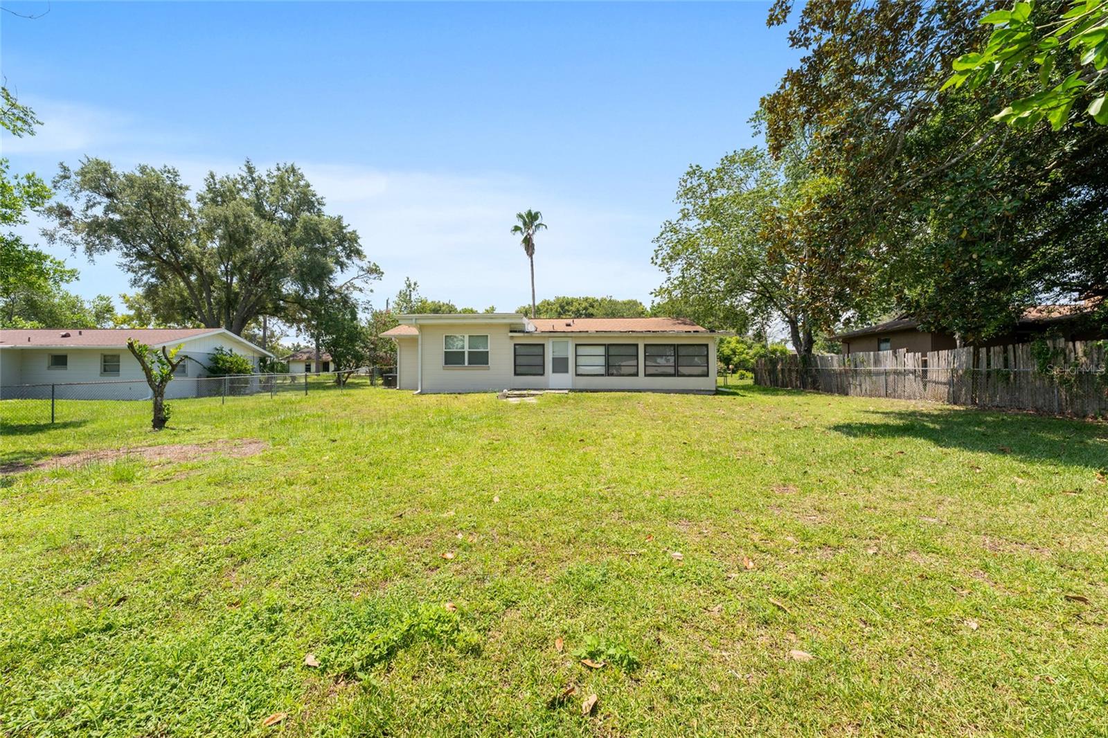 21545 Sw Honeysuckle St Property Photo 40