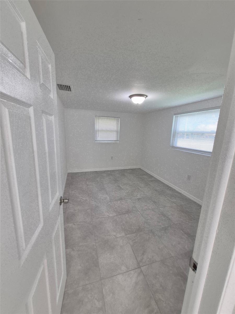 27 E Lemon St Property Photo 15