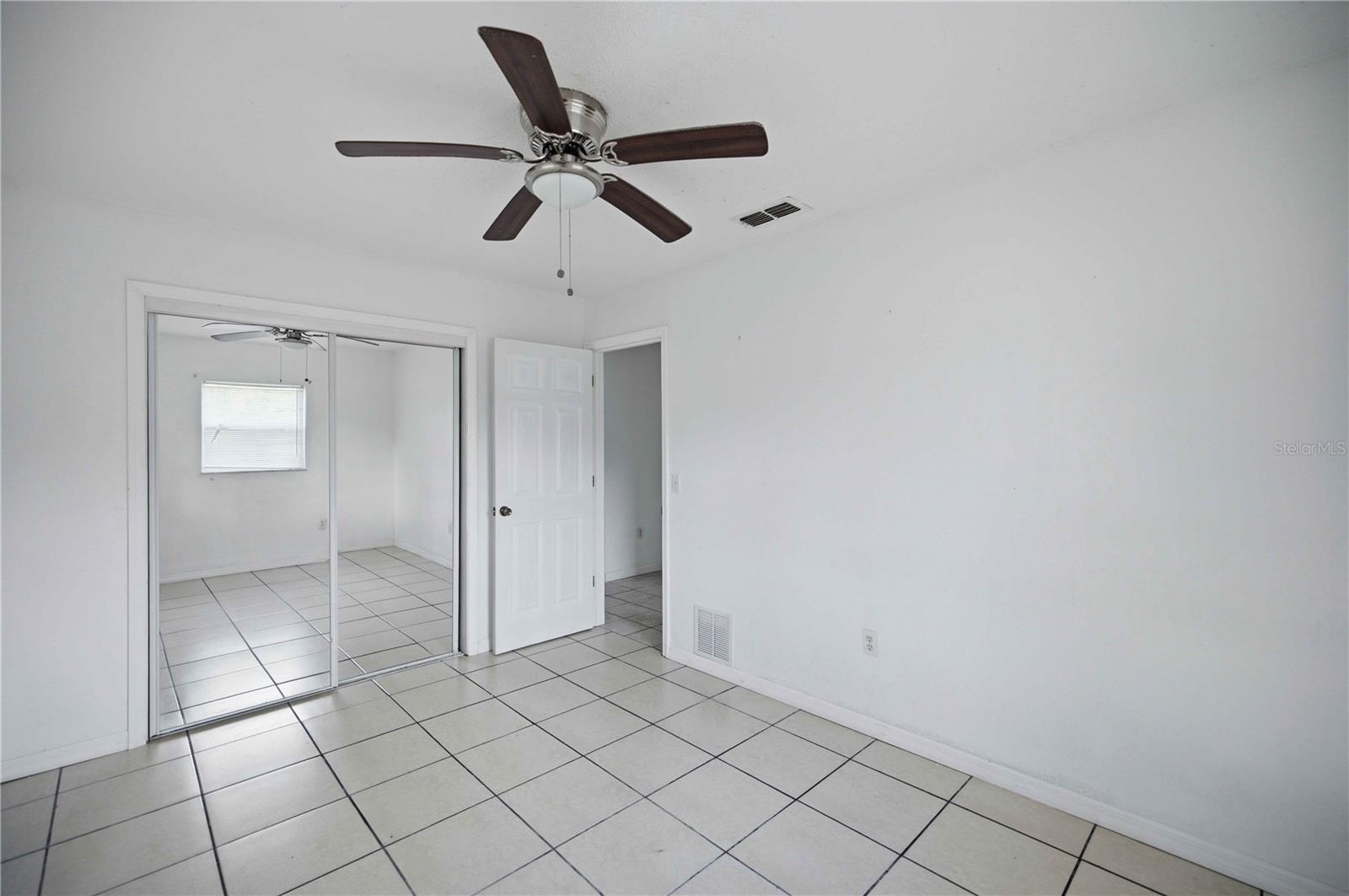 421 Ne 26th Ct Property Photo 16