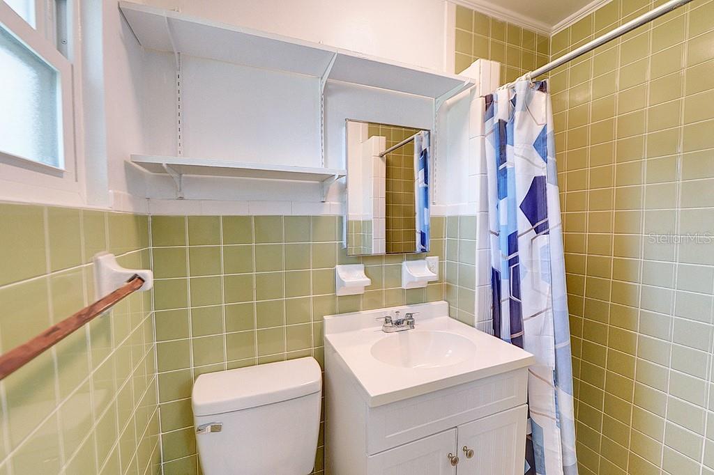 426 Ella Ave Property Photo 14