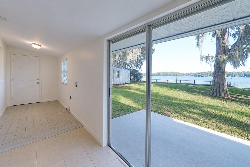 426 Ella Ave Property Photo 18