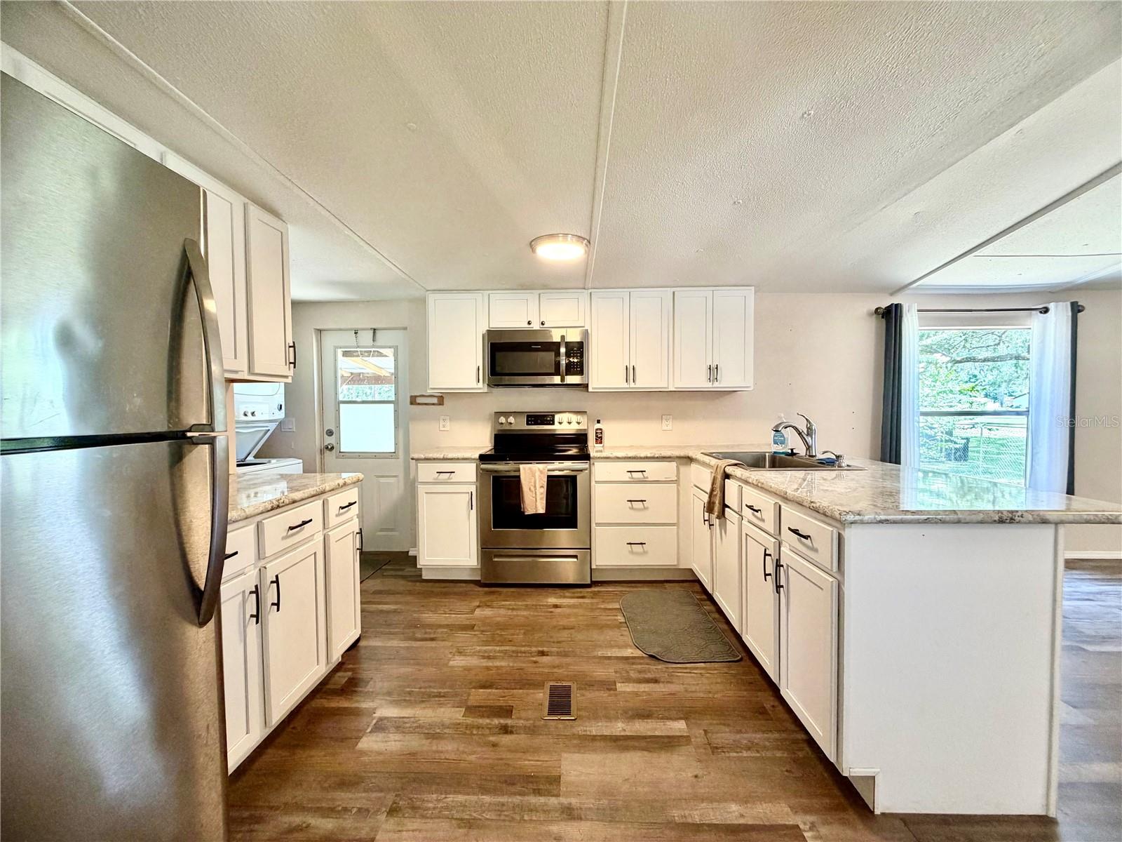 6655 Nw 49th Ct Property Photo 10