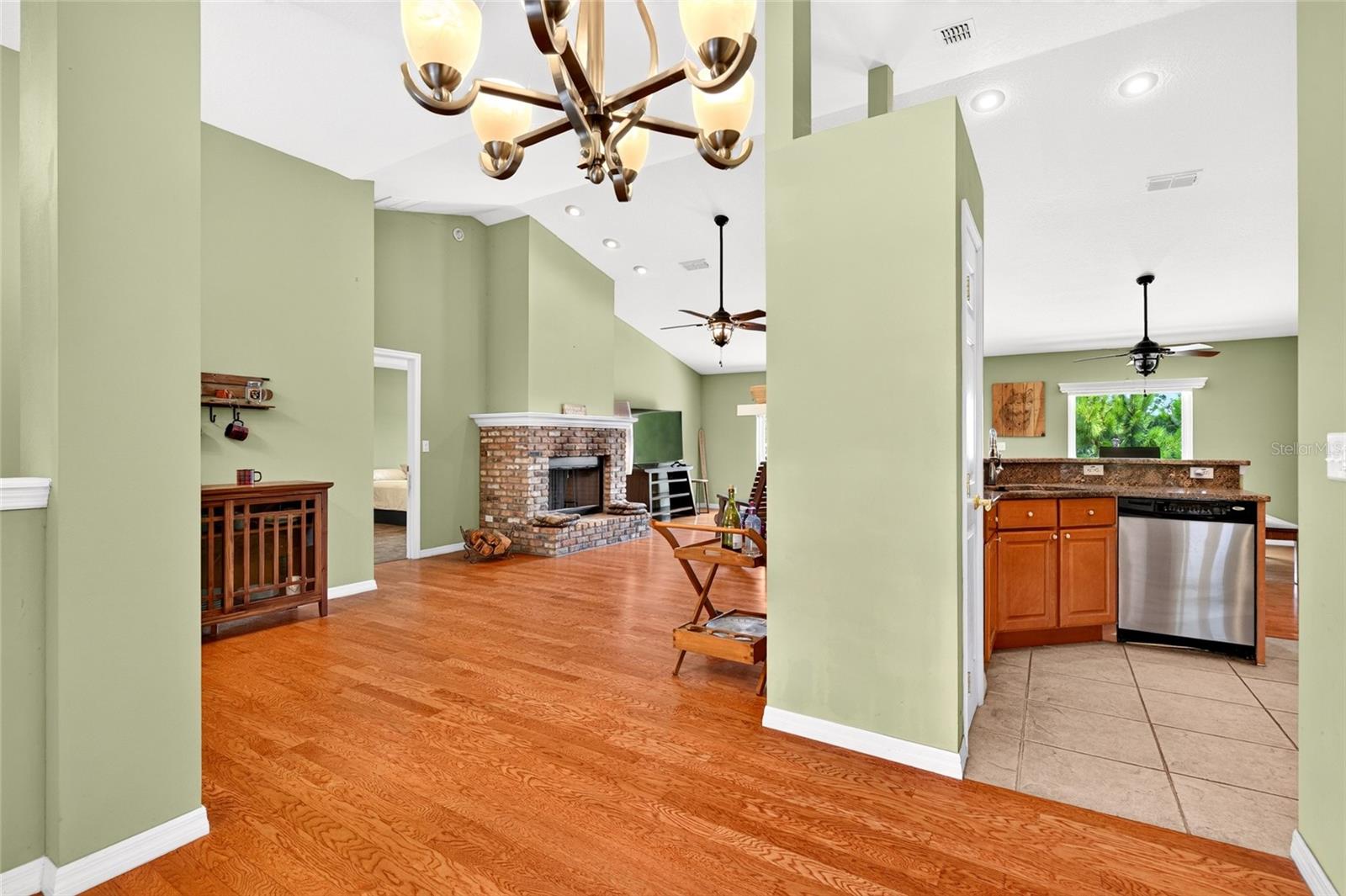 13059 Ne 7th Loop Property Photo 13