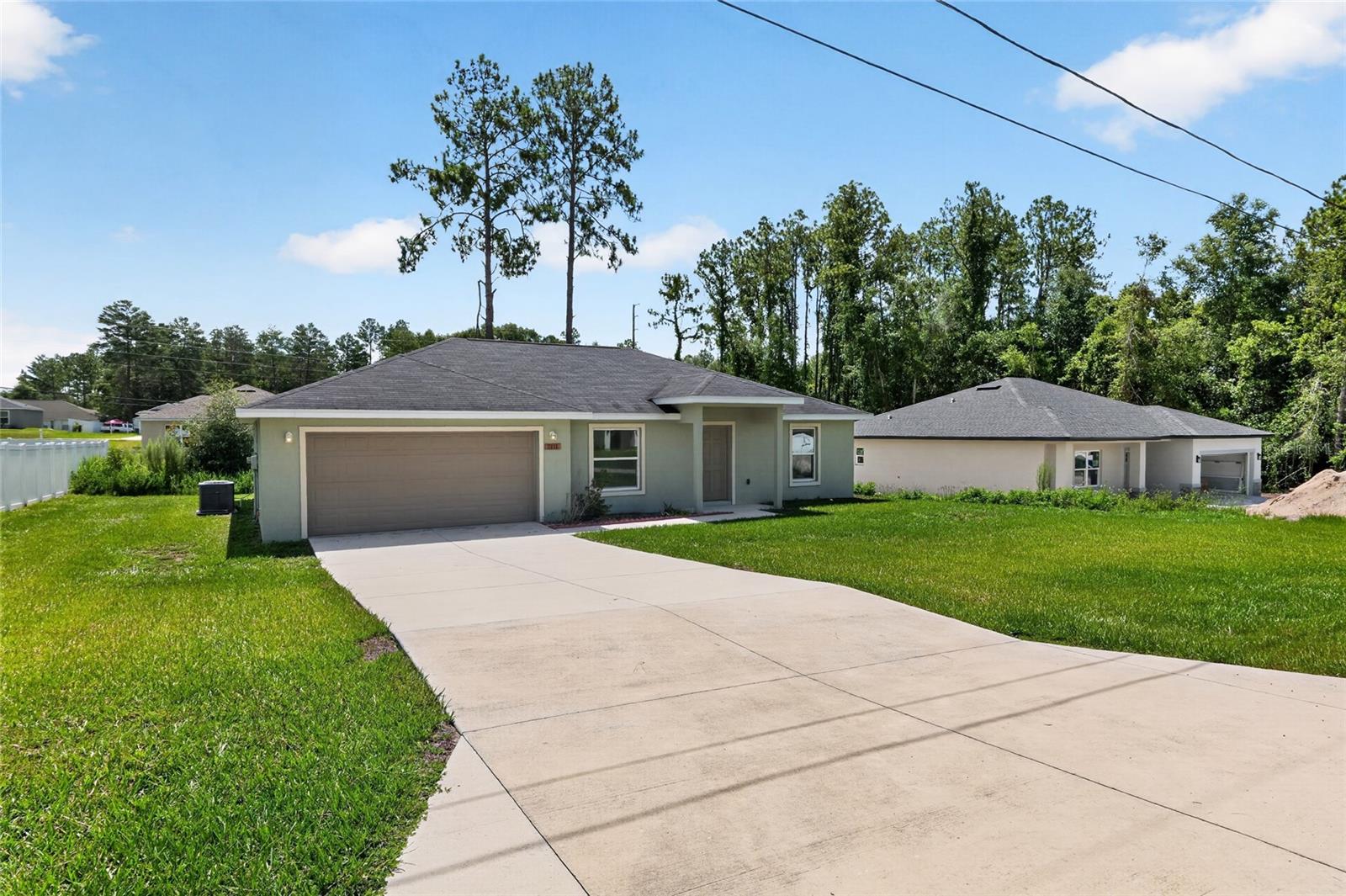 8111 Sw 132nd Loop Property Photo 4