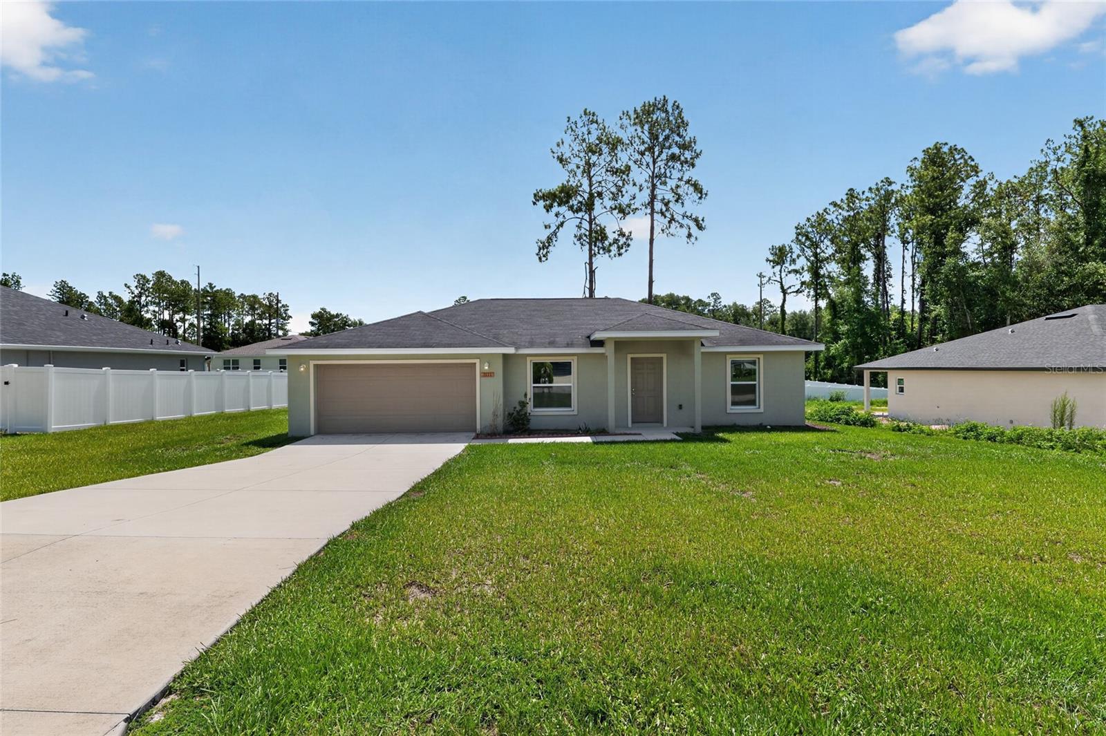 8111 Sw 132nd Loop Property Photo 5