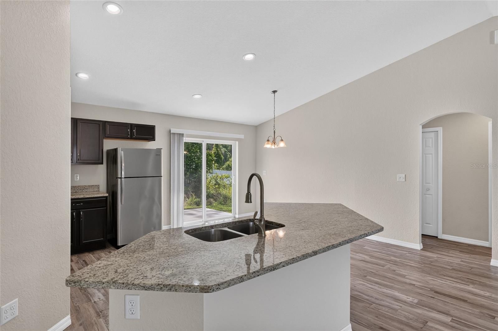 8111 Sw 132nd Loop Property Photo 15
