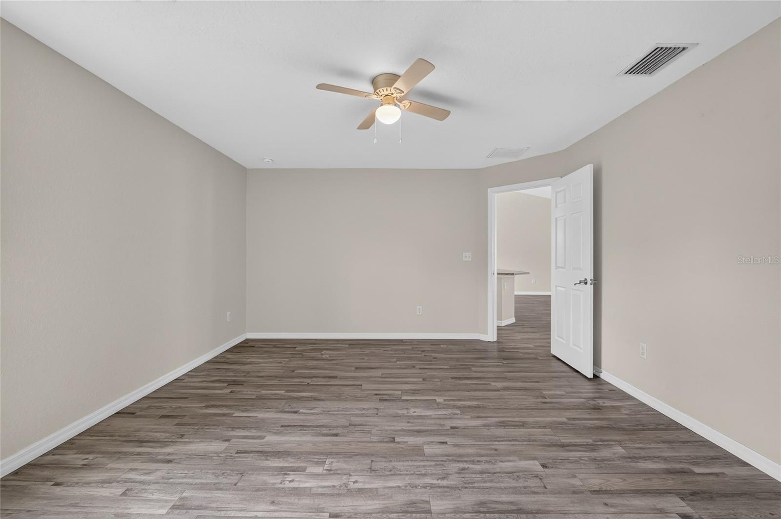 8111 Sw 132nd Loop Property Photo 28