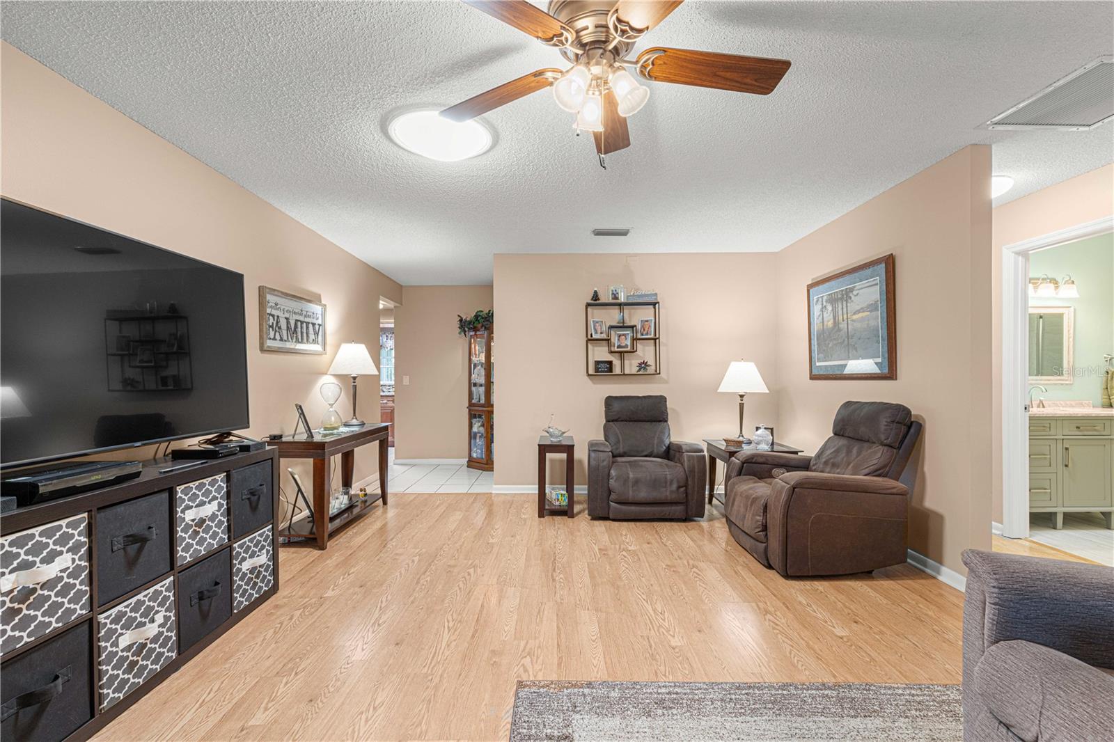 9256 Sw 82nd Ter #e Property Photo 13