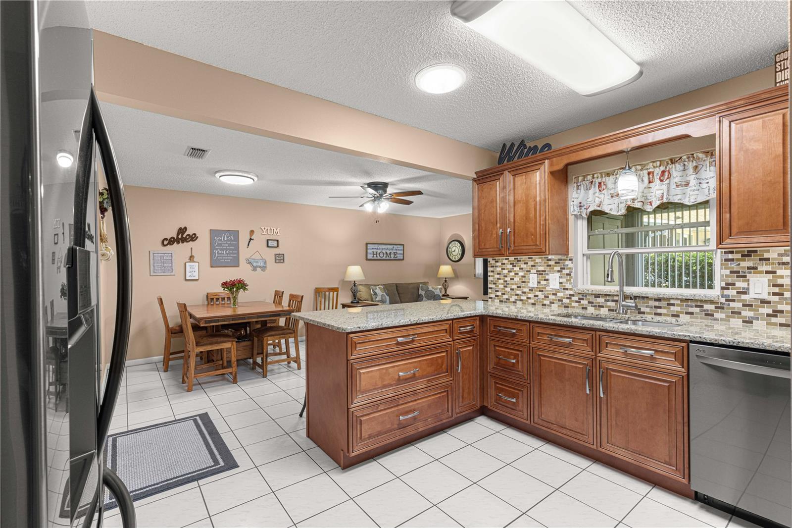 9256 Sw 82nd Ter #e Property Photo 28