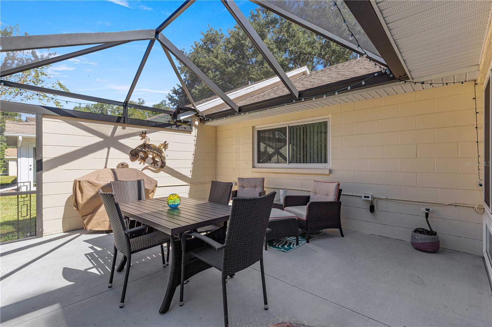 9256 Sw 82nd Ter #e Property Photo 38