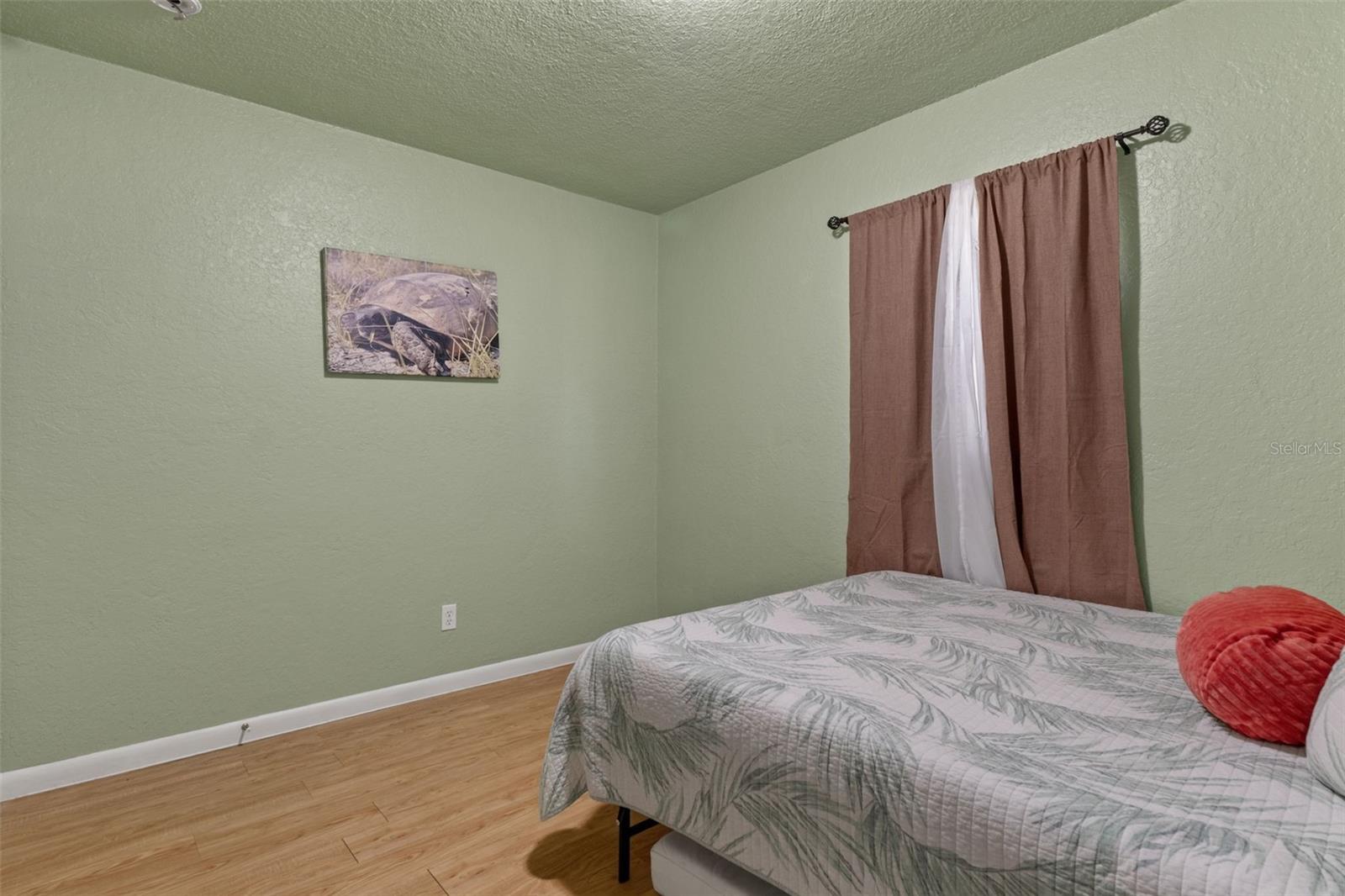 8668 N Elmtree Ave Property Photo 16