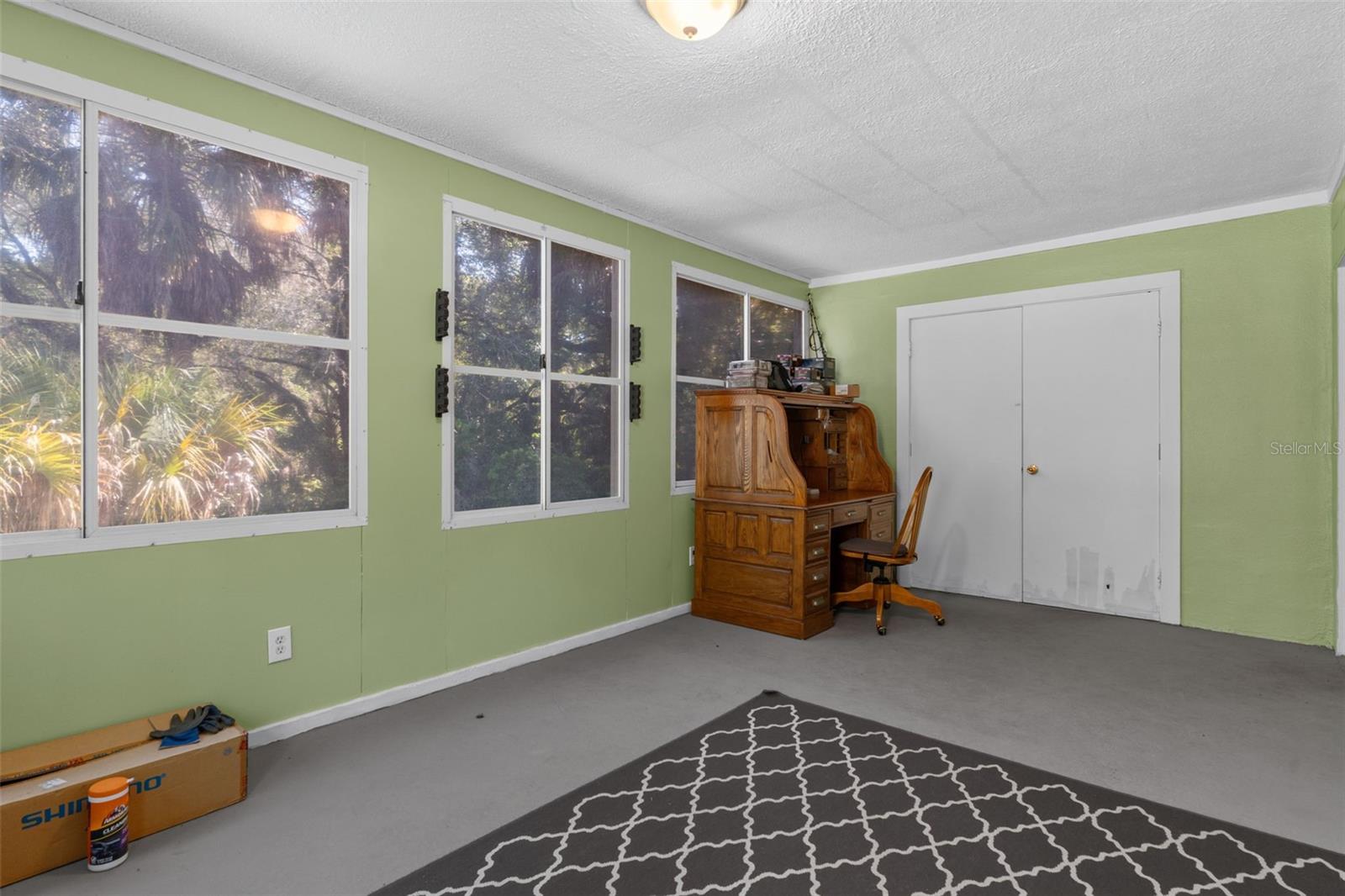 8668 N Elmtree Ave Property Photo 17