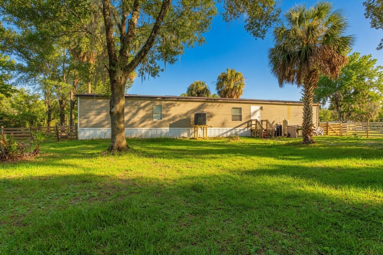 935 S Crystal Grove Pt Property Photo 2