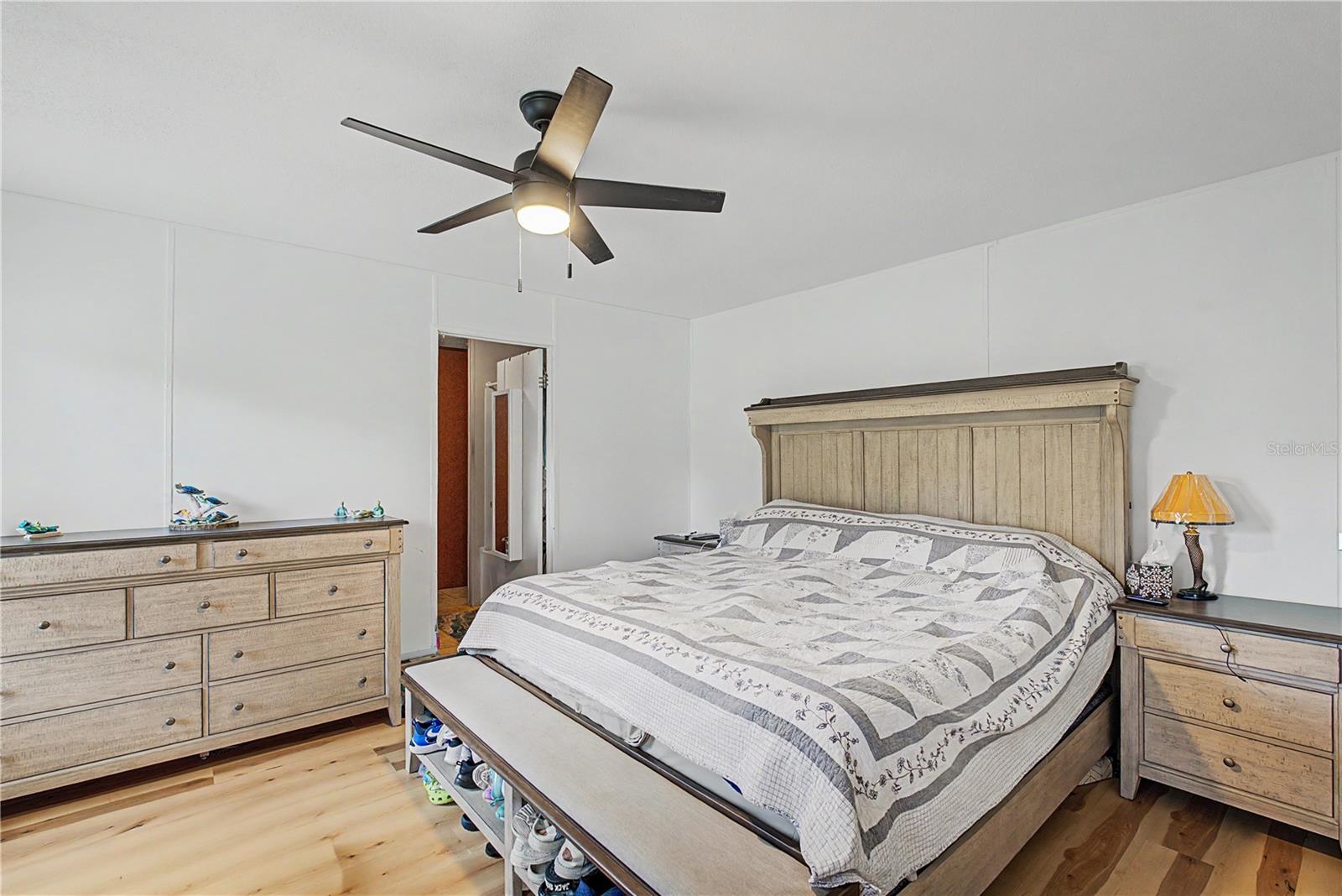 935 S Crystal Grove Pt Property Photo 7