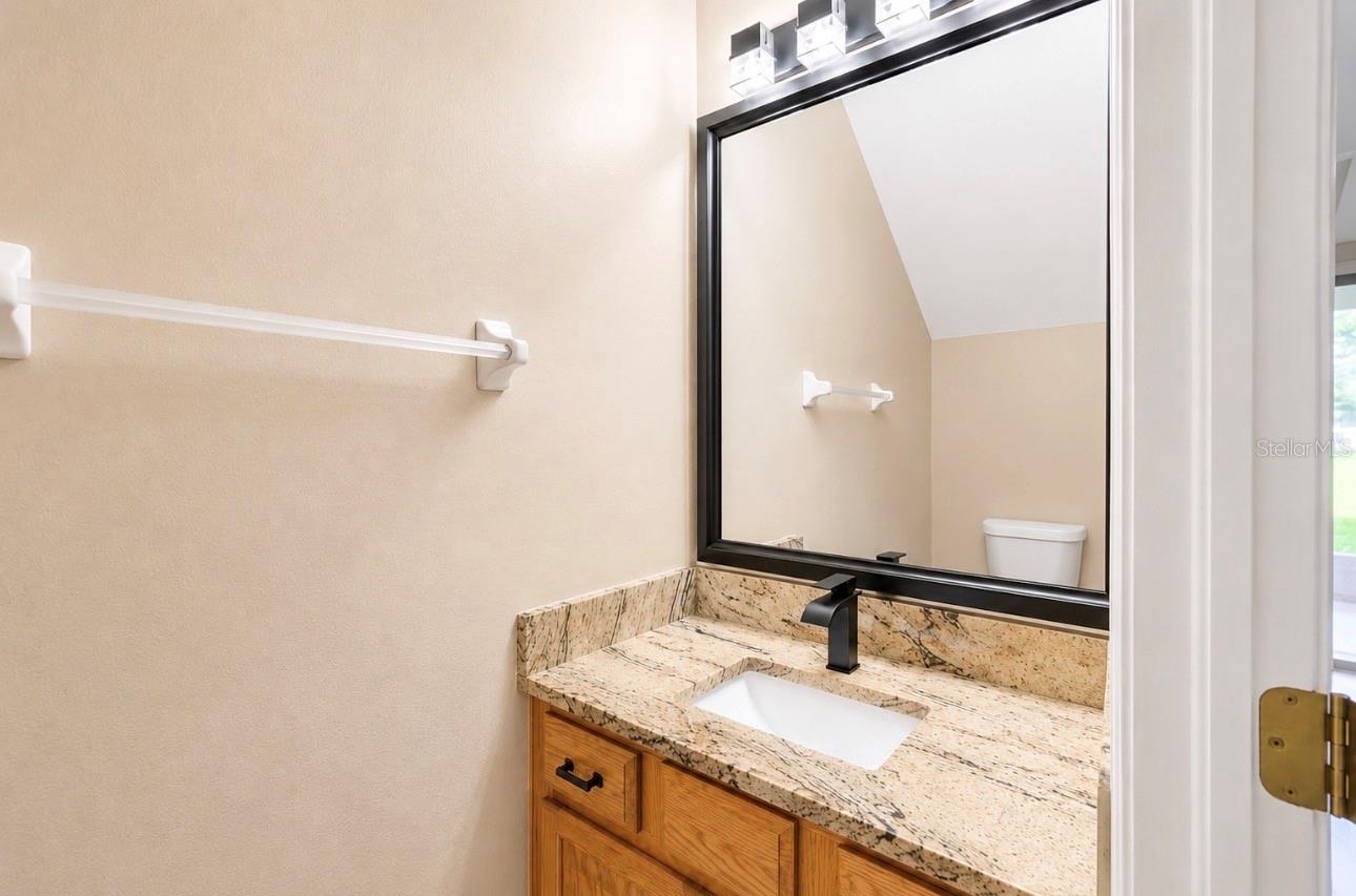 1636 W Spring Meadow Loop Property Photo 10