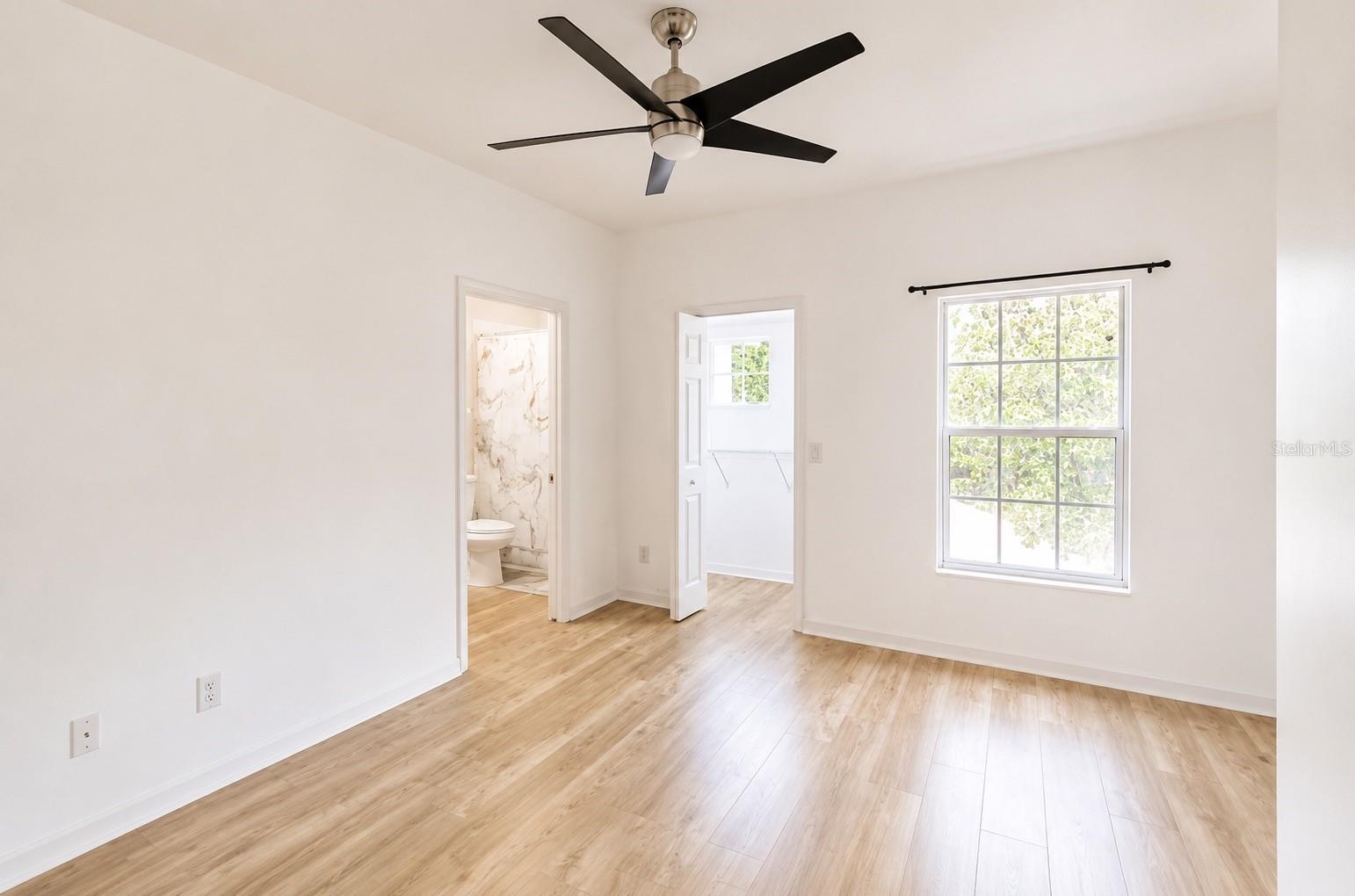 1636 W Spring Meadow Loop Property Photo 17
