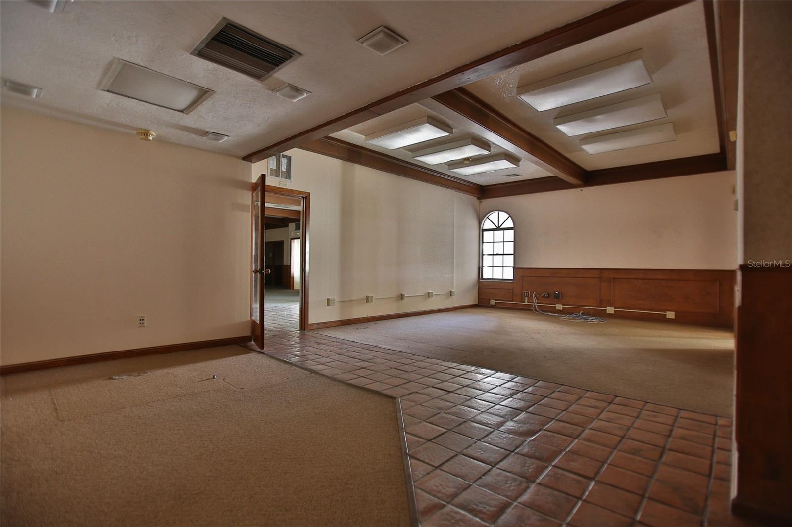 5431 E Silver Springs Blvd #a Property Photo 5