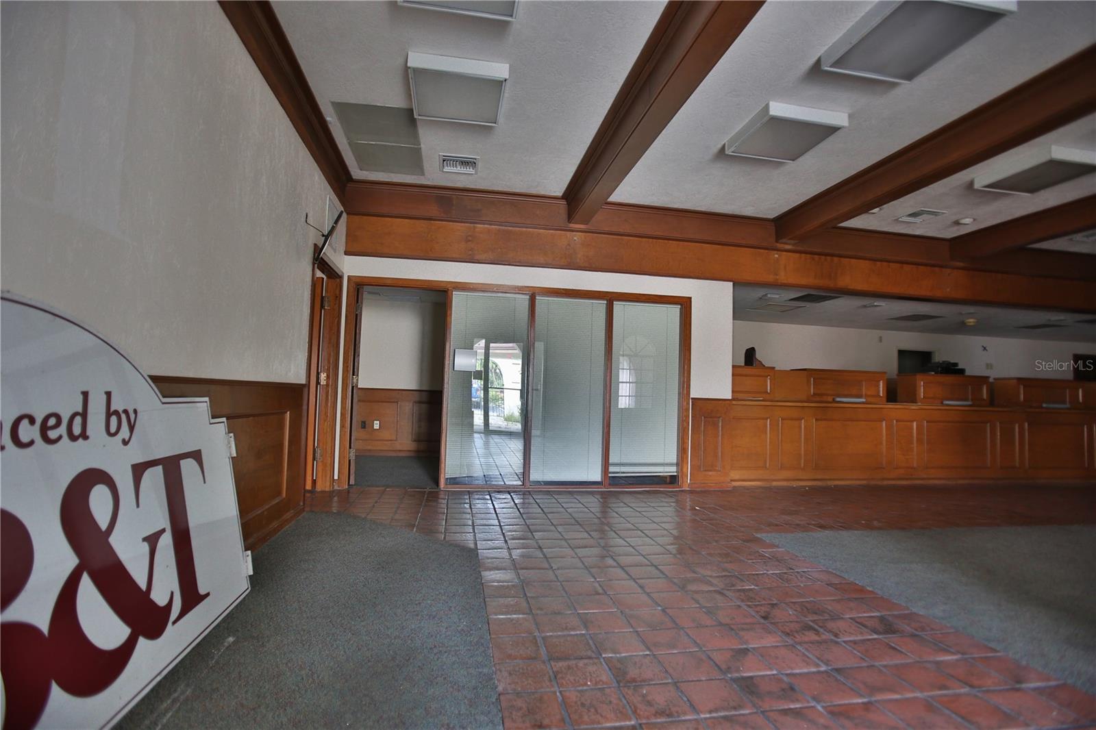 5431 E Silver Springs Blvd #a Property Photo 6
