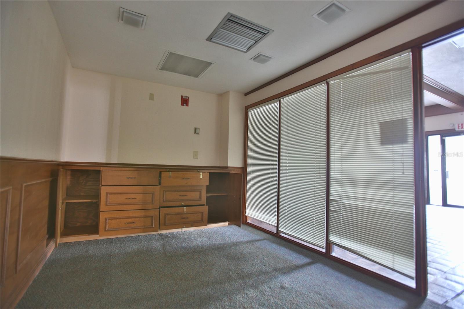 5431 E Silver Springs Blvd #a Property Photo 13