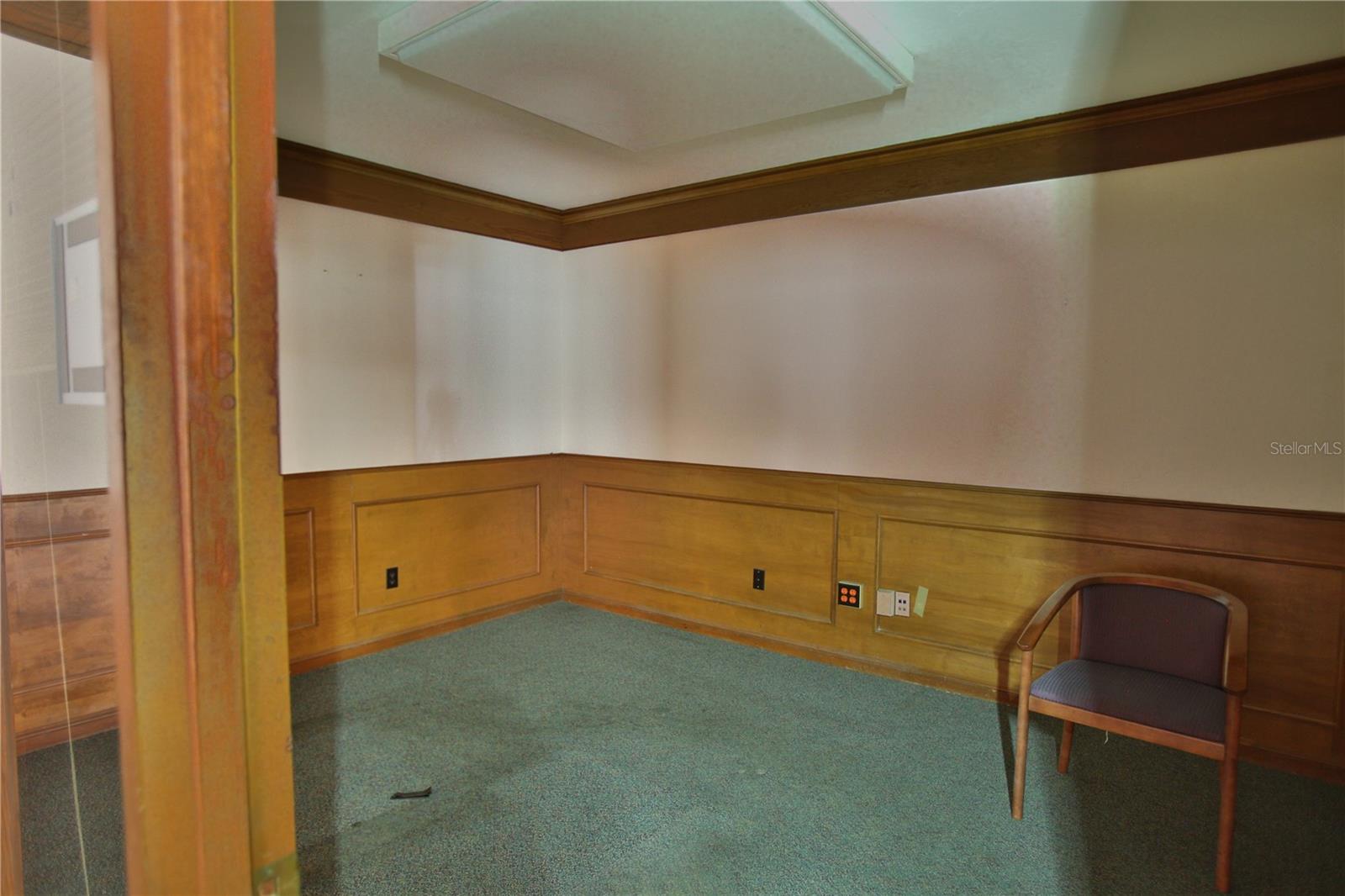 5431 E Silver Springs Blvd #a Property Photo 21