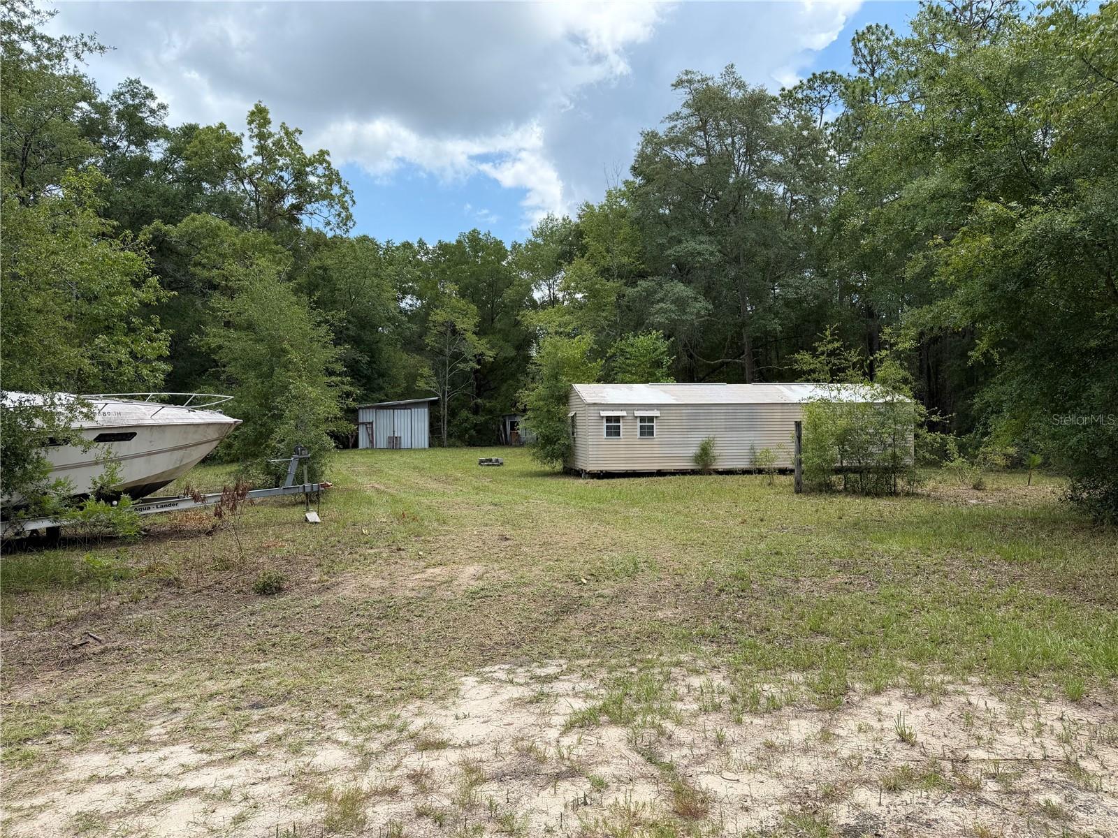 9730 Ne State Road 24 Property Photo 2