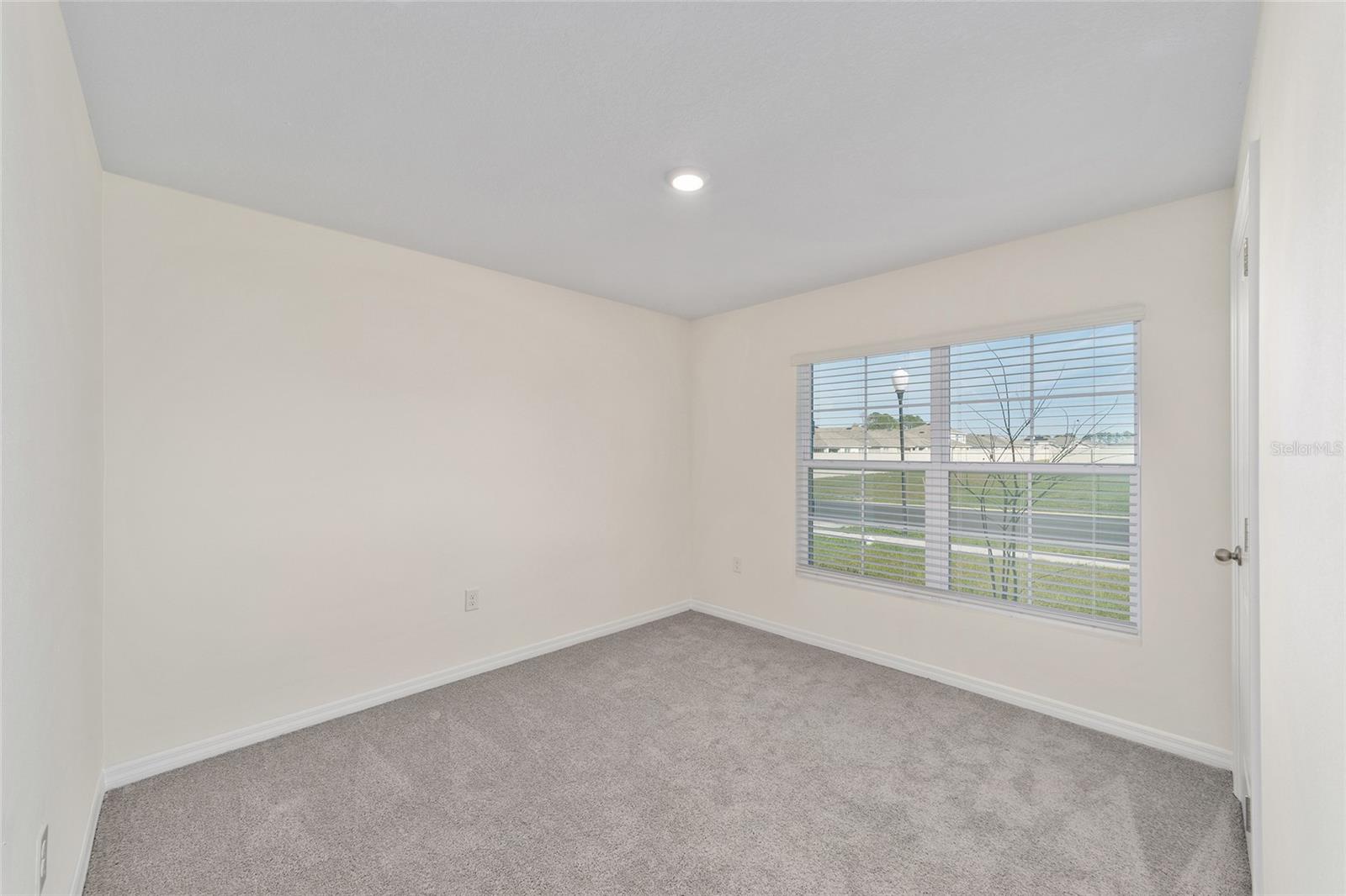 8856 Sw 49th Cir Property Photo 12