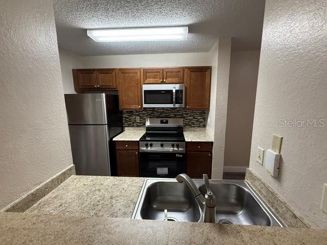 3705 Sw 27th St #1015 Property Photo 12