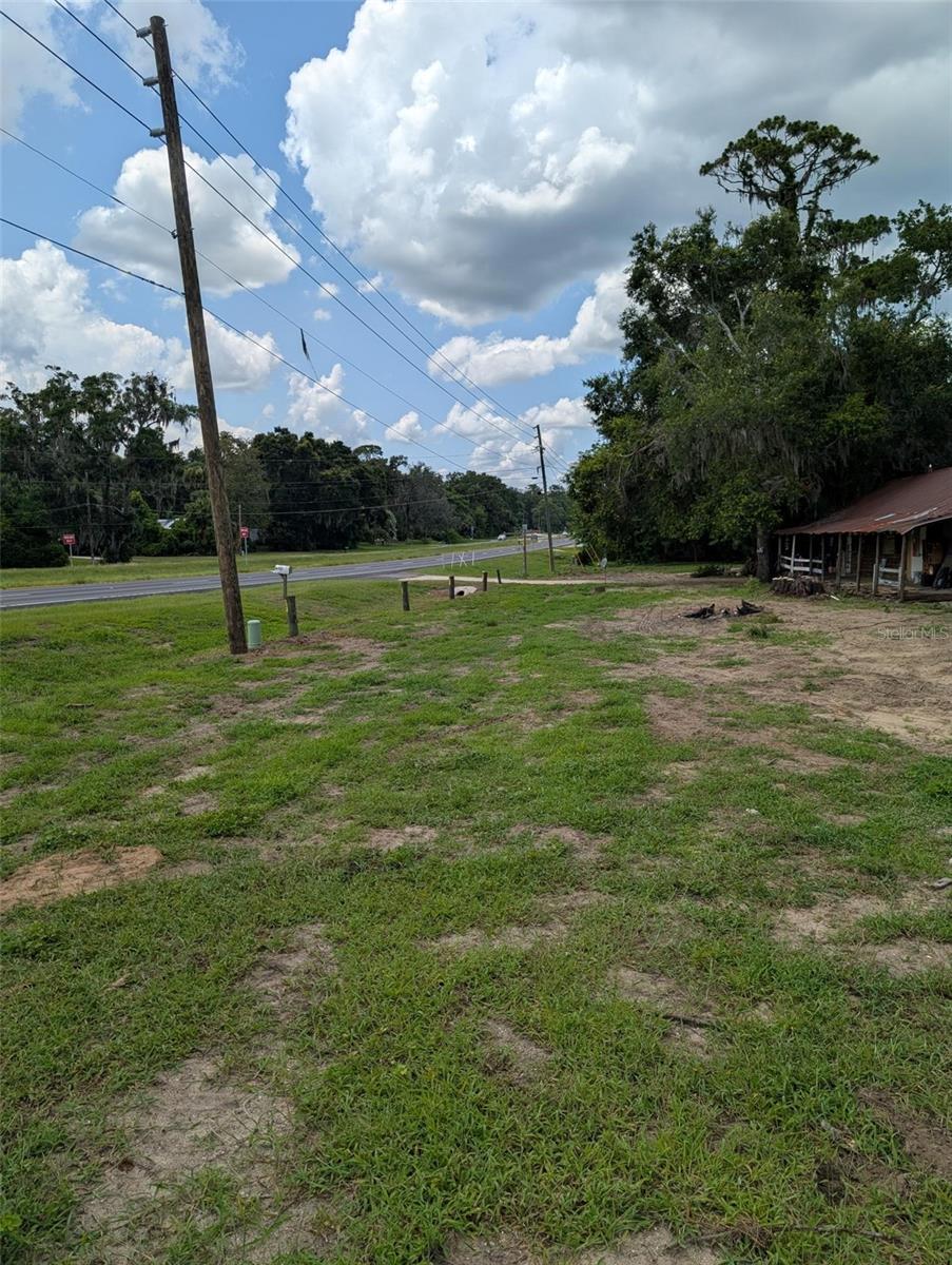 19063 N Us Hwy 441 Property Photo 3