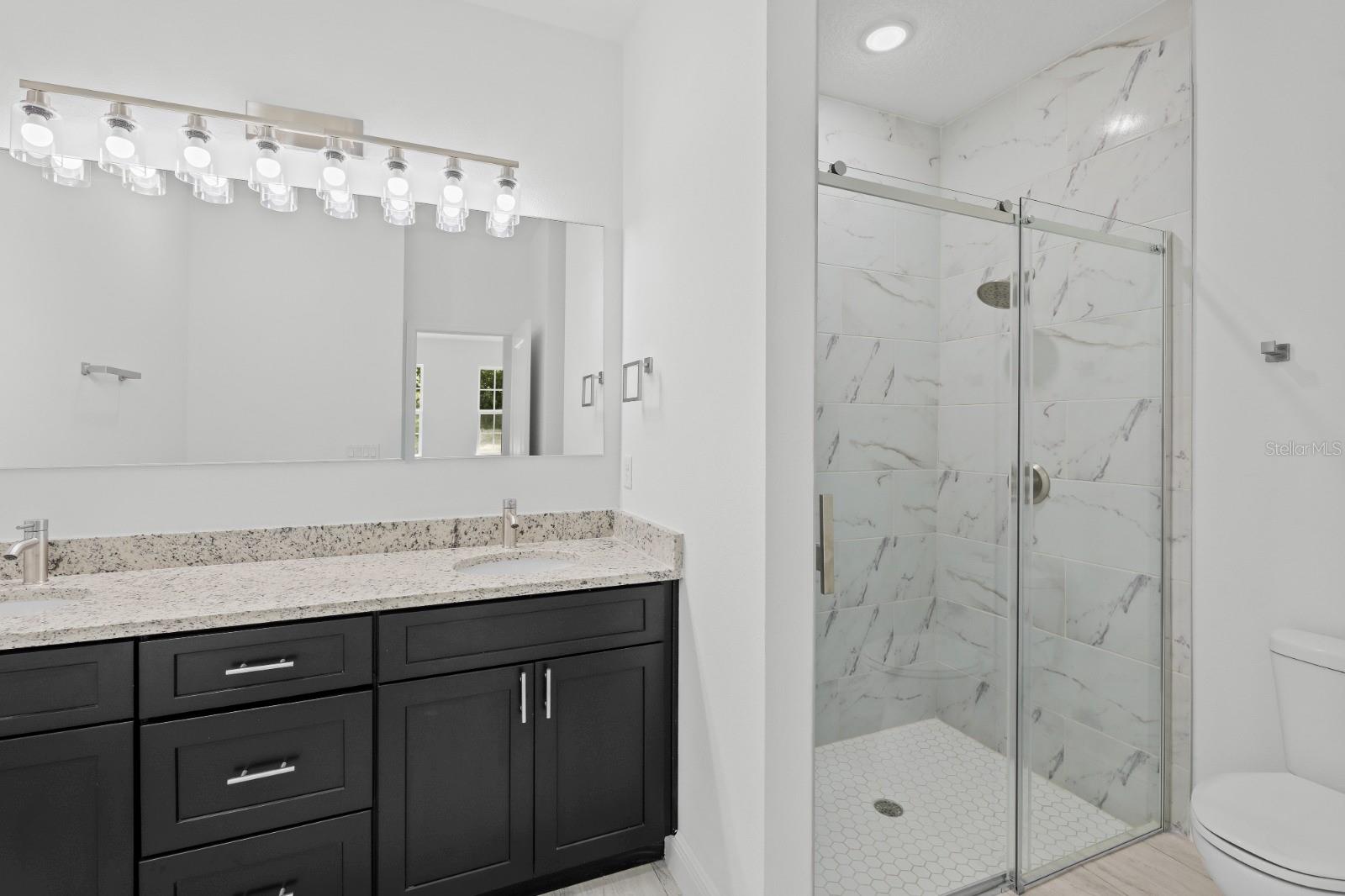 2744 W Redgate Dr Property Photo 20