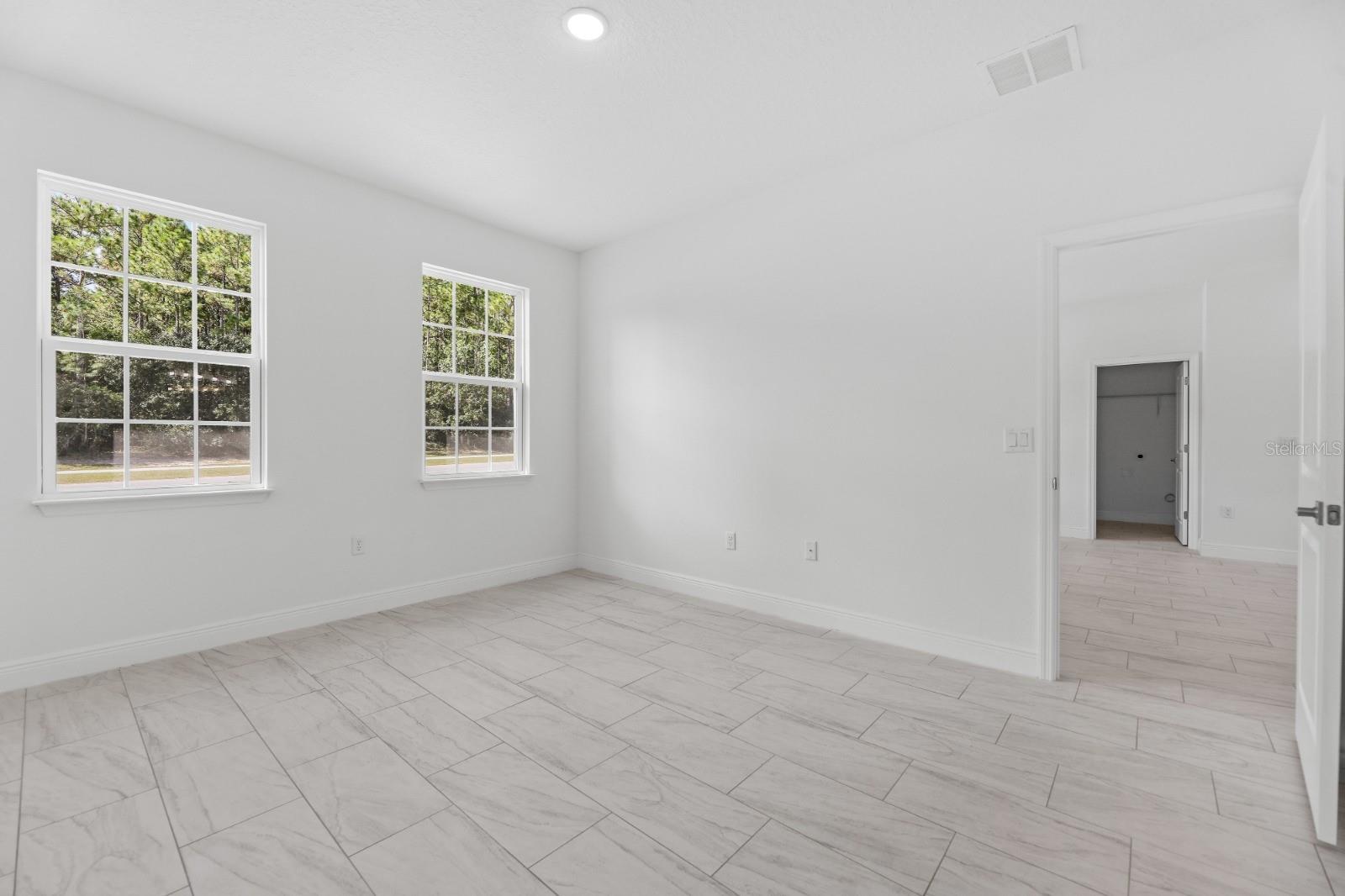 2744 W Redgate Dr Property Photo 21