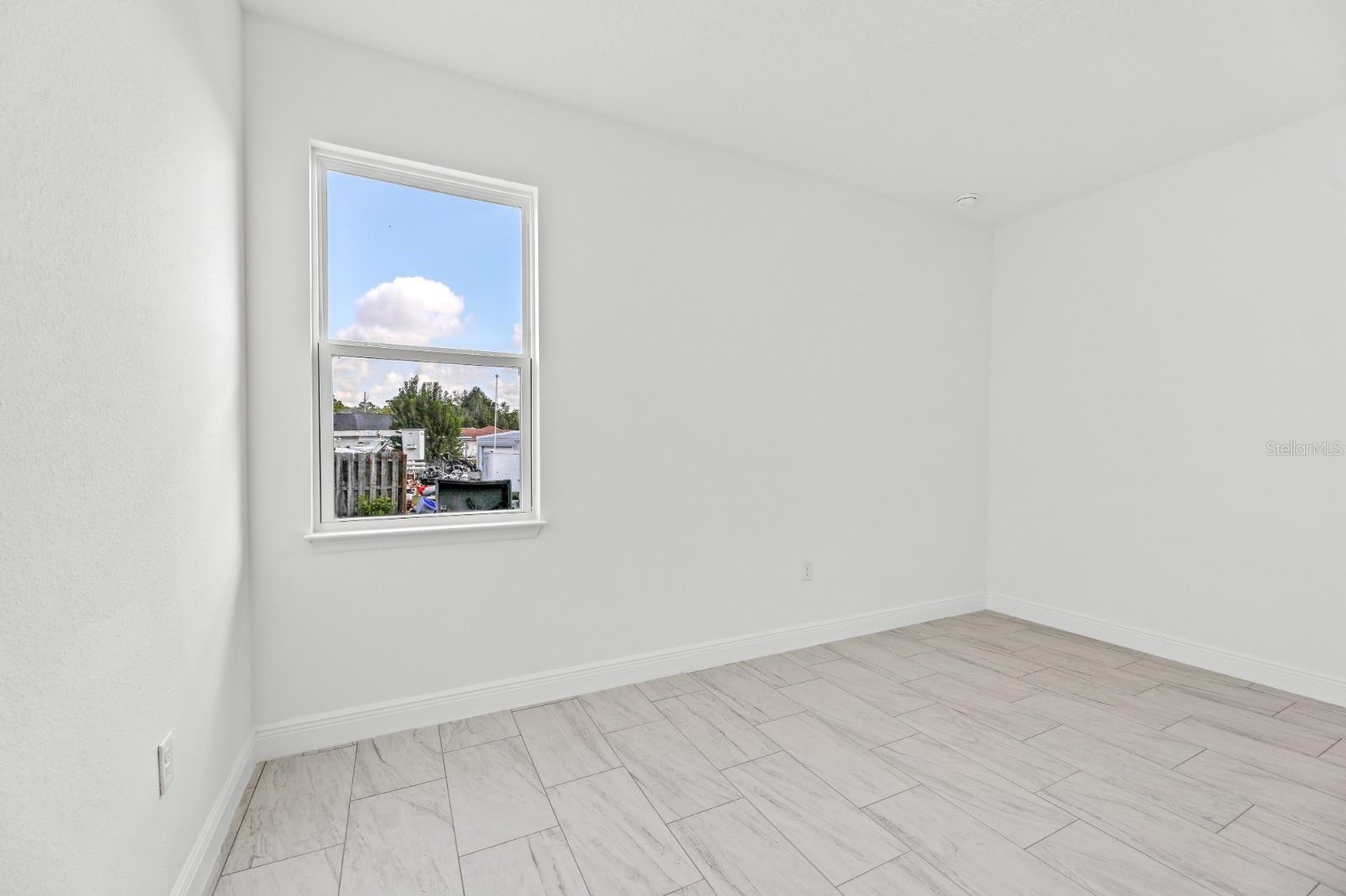 2744 W Redgate Dr Property Photo 30