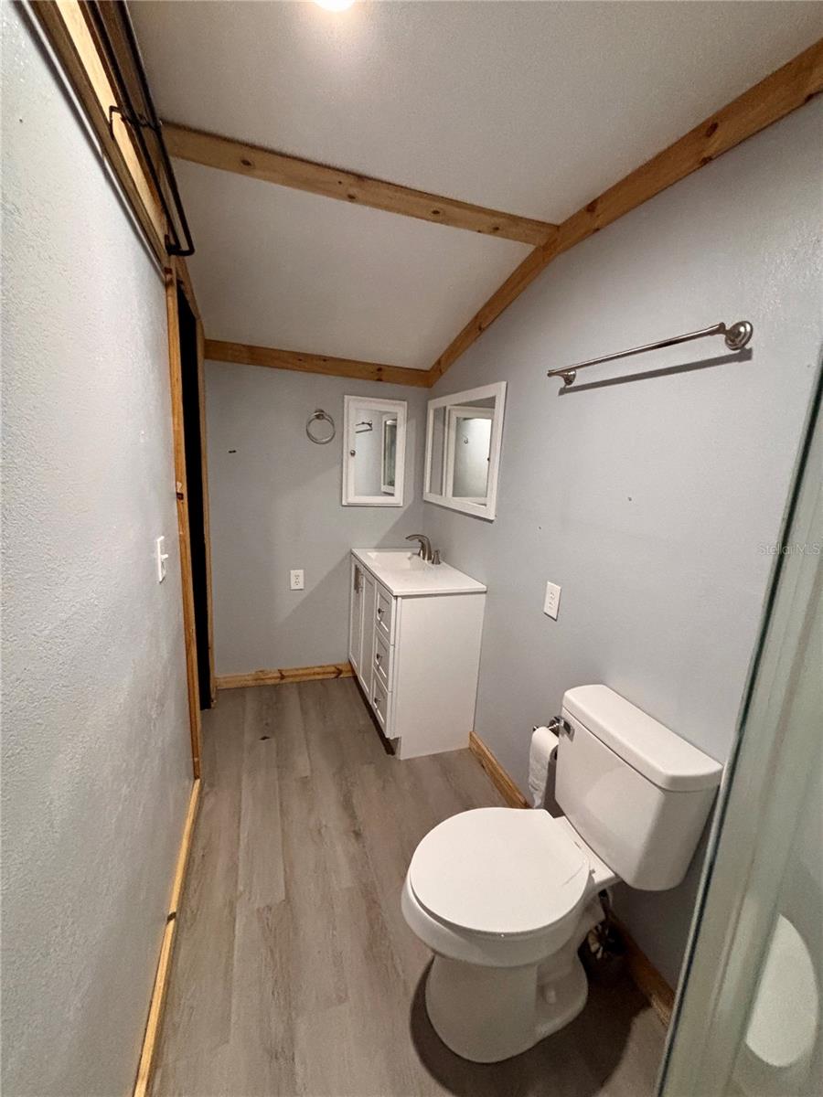 16581 Ne 42nd Ave Property Photo 32