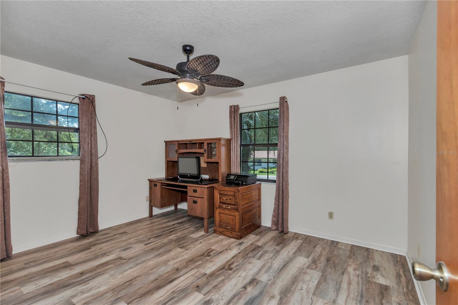 16365 Se 17th St Property Photo 14