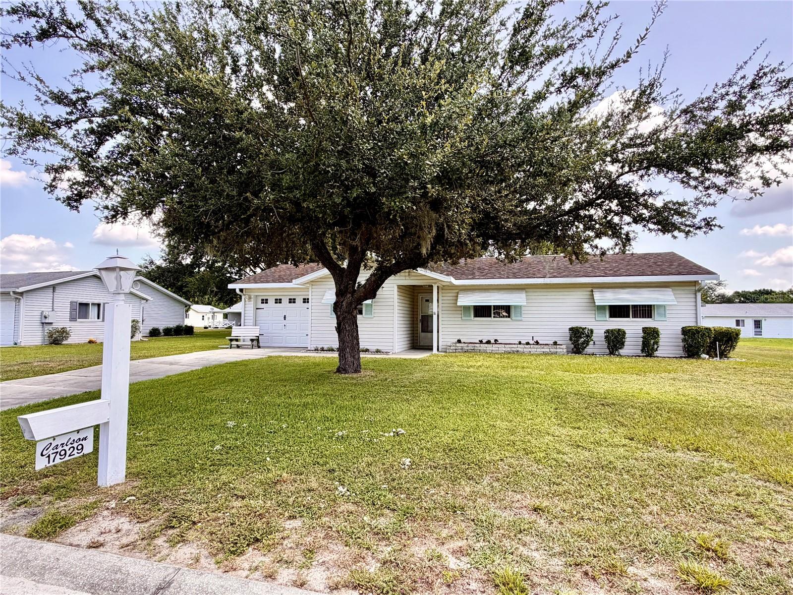 17929 SE 105TH AVENUE Property Photo 1