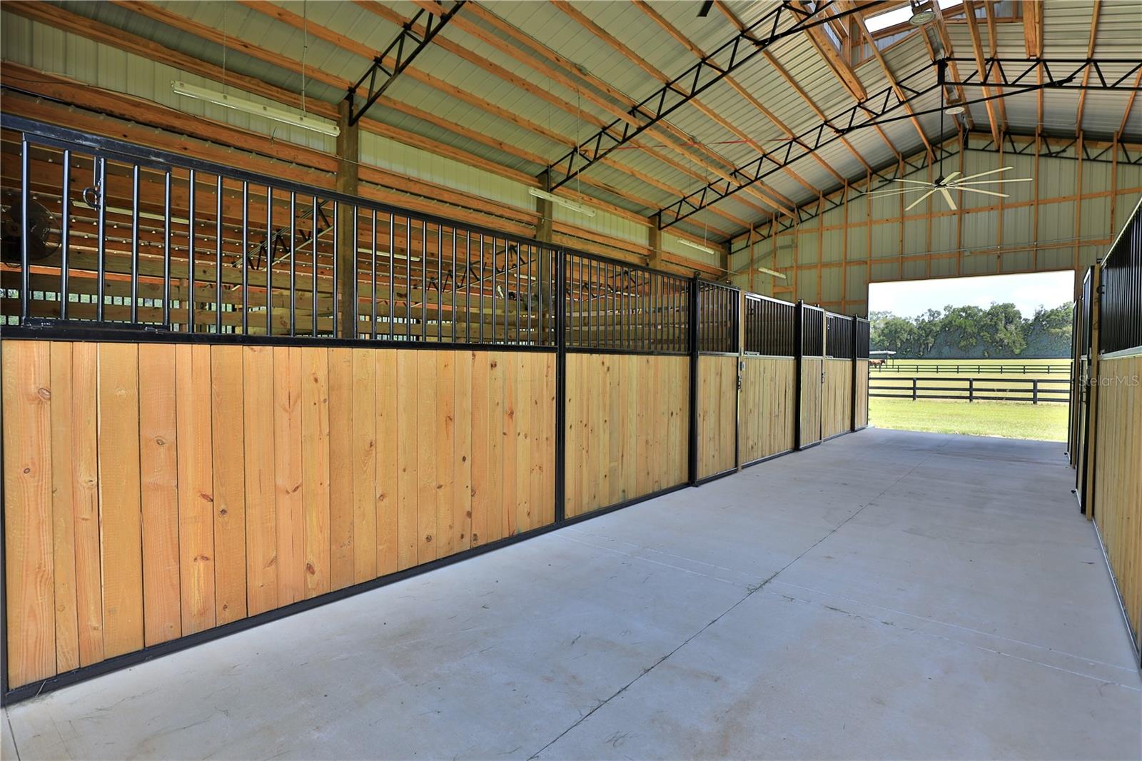 14285 N Us Highway 441 Property Photo 52