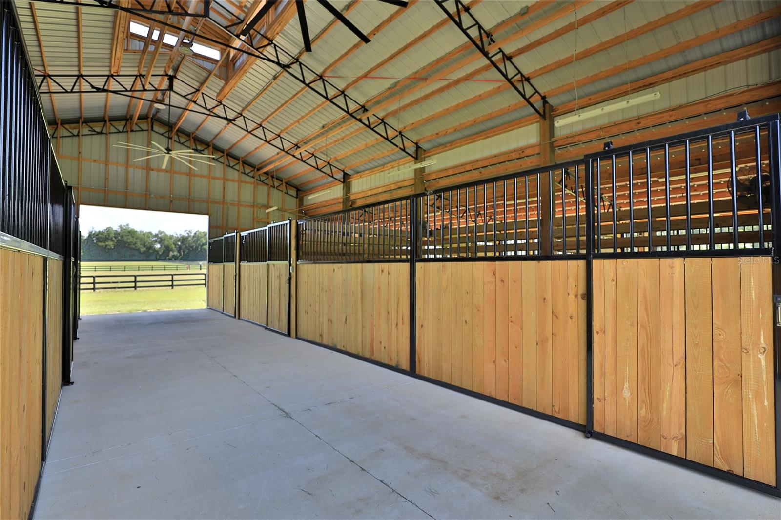 14285 N Us Highway 441 Property Photo 53