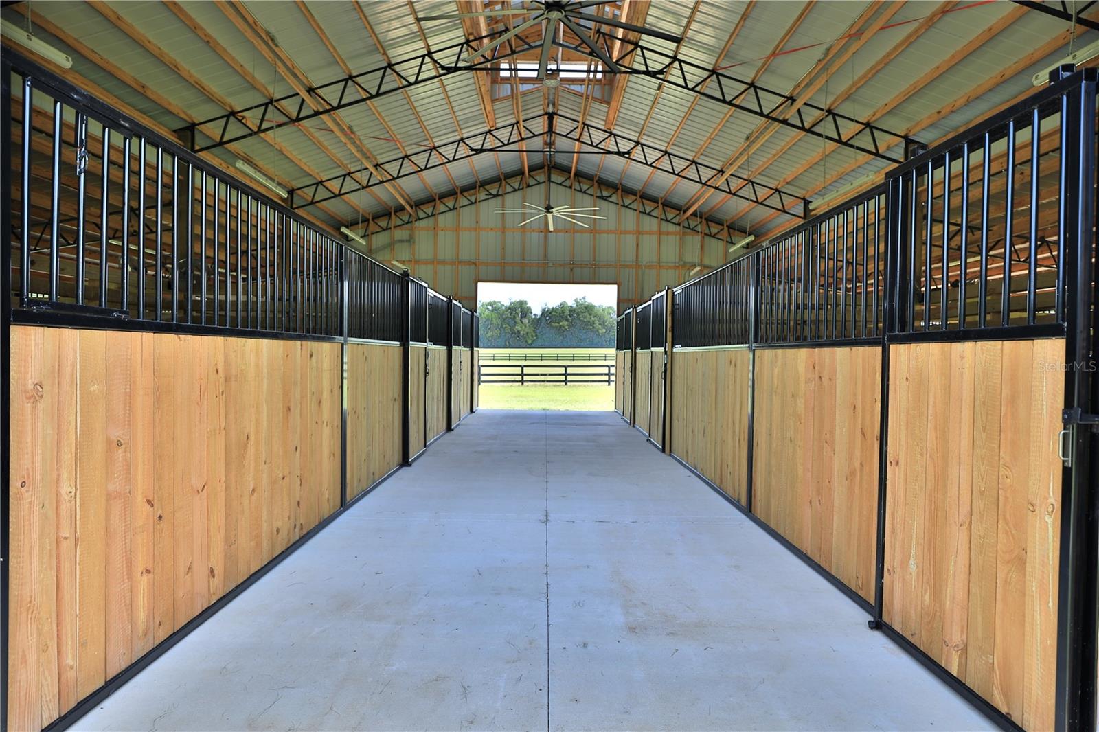 14285 N Us Highway 441 Property Photo 54