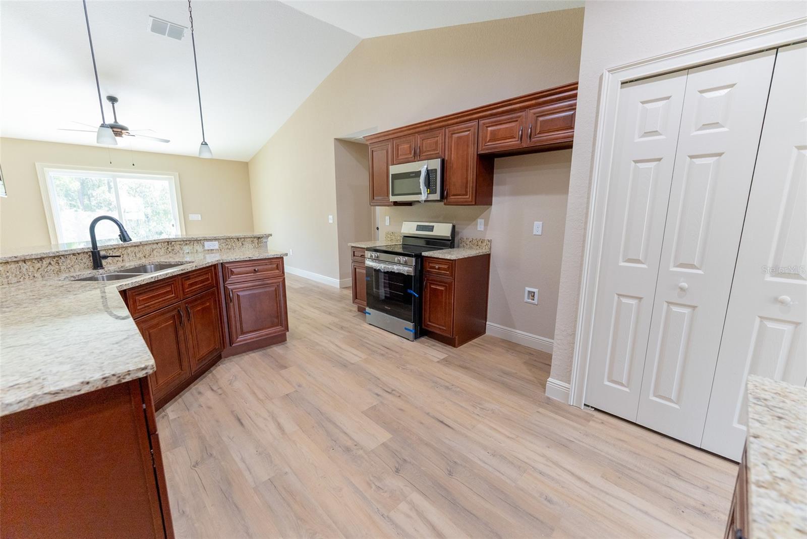 12768 Sw 76th Ln Property Photo 19