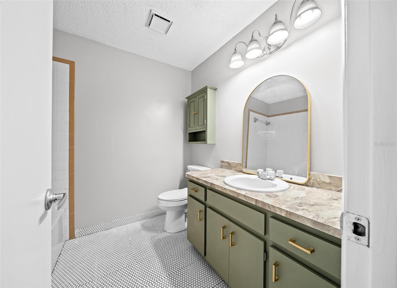 1820 Se 57th Ave Property Photo 11