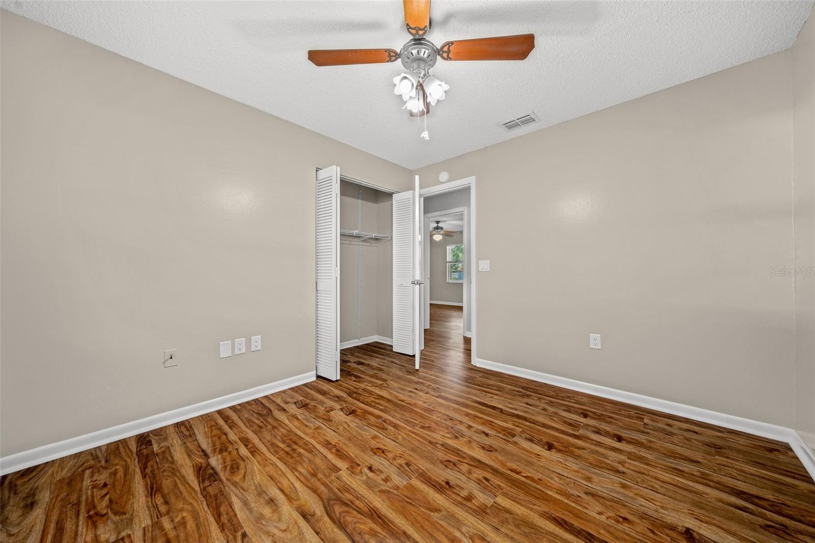 1820 Se 57th Ave Property Photo 13