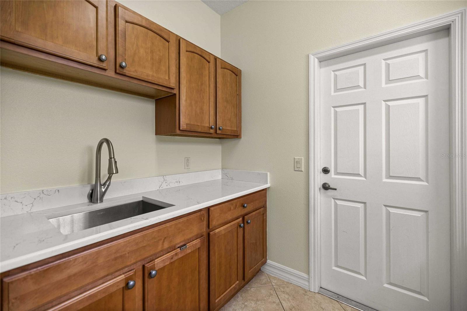 155 W Doerr Path Property Photo 47