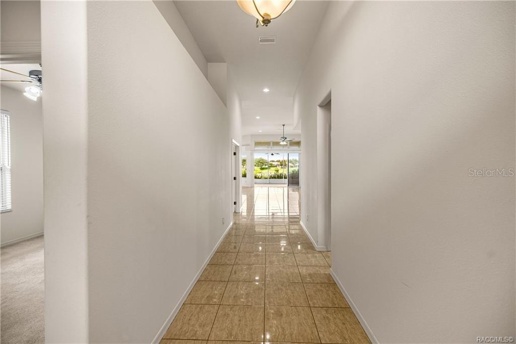 1328 W Diamond Shore Loop Property Photo 8